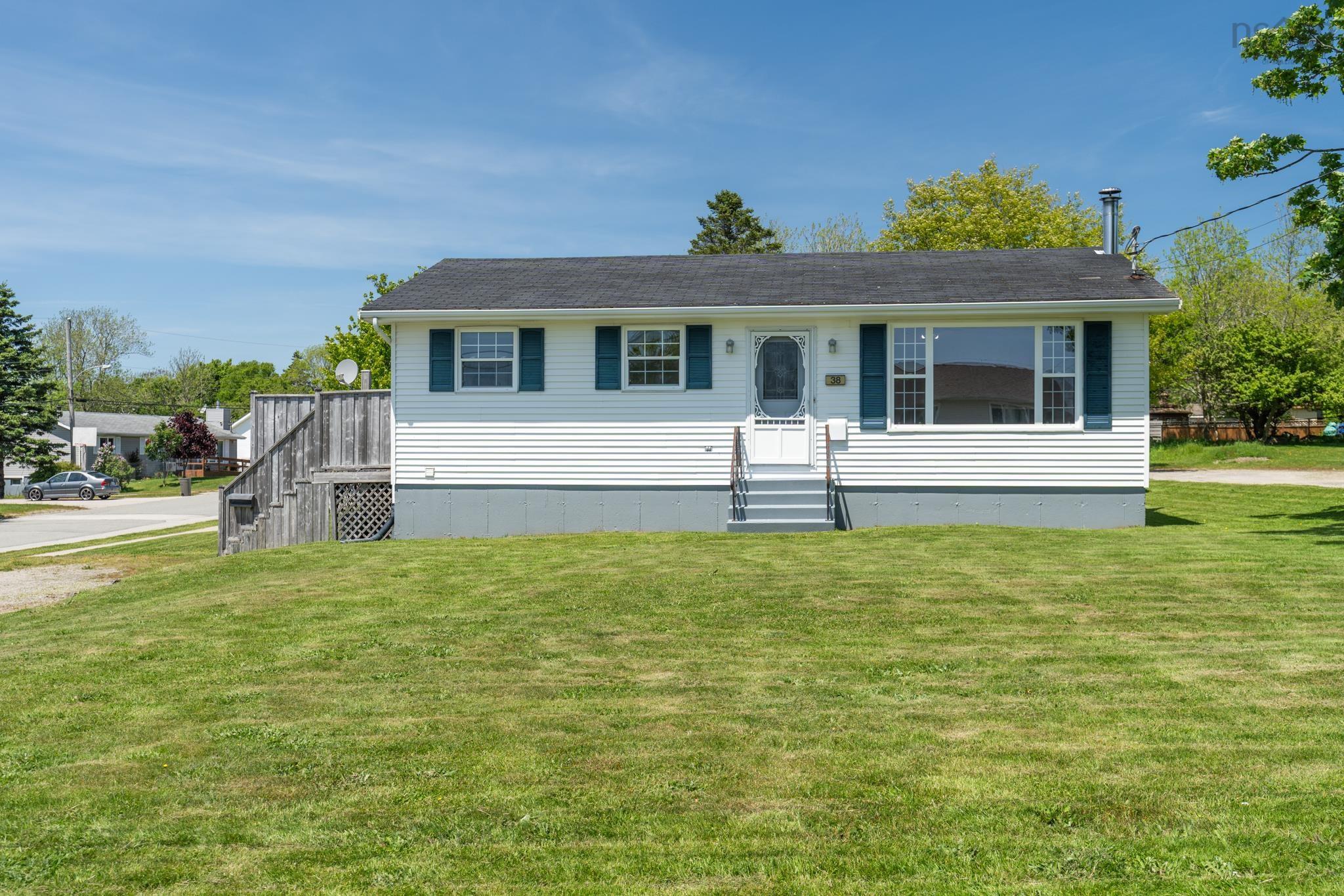 $364,900.00: 38 Hibernia Street, Yarmouth