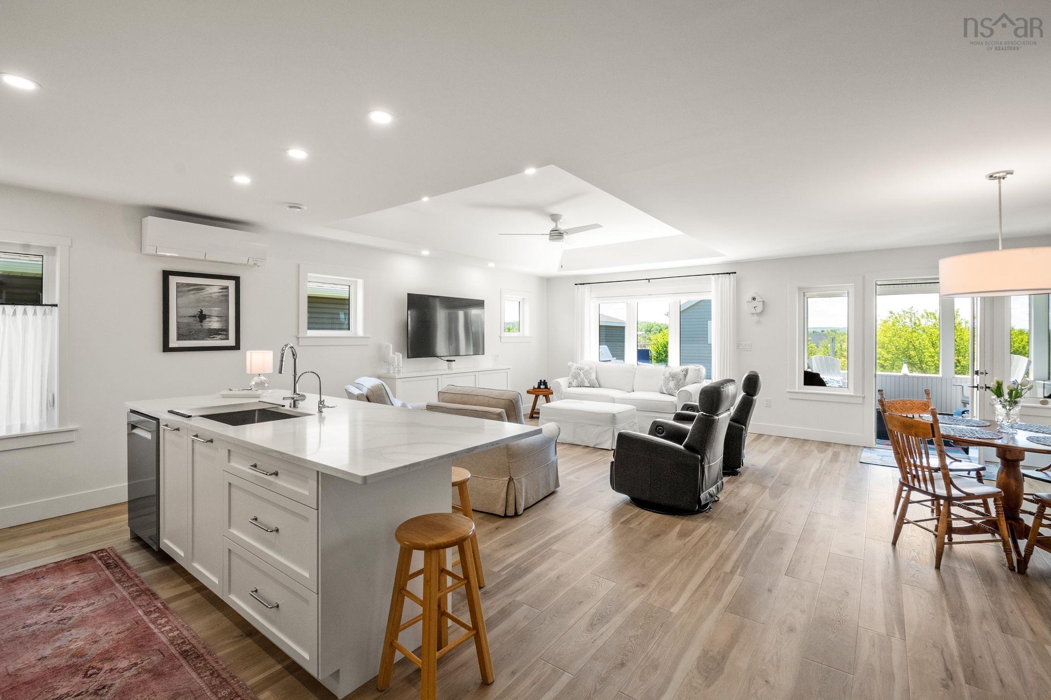 $649,500.00: 55 Community Way, Garlands Crossing