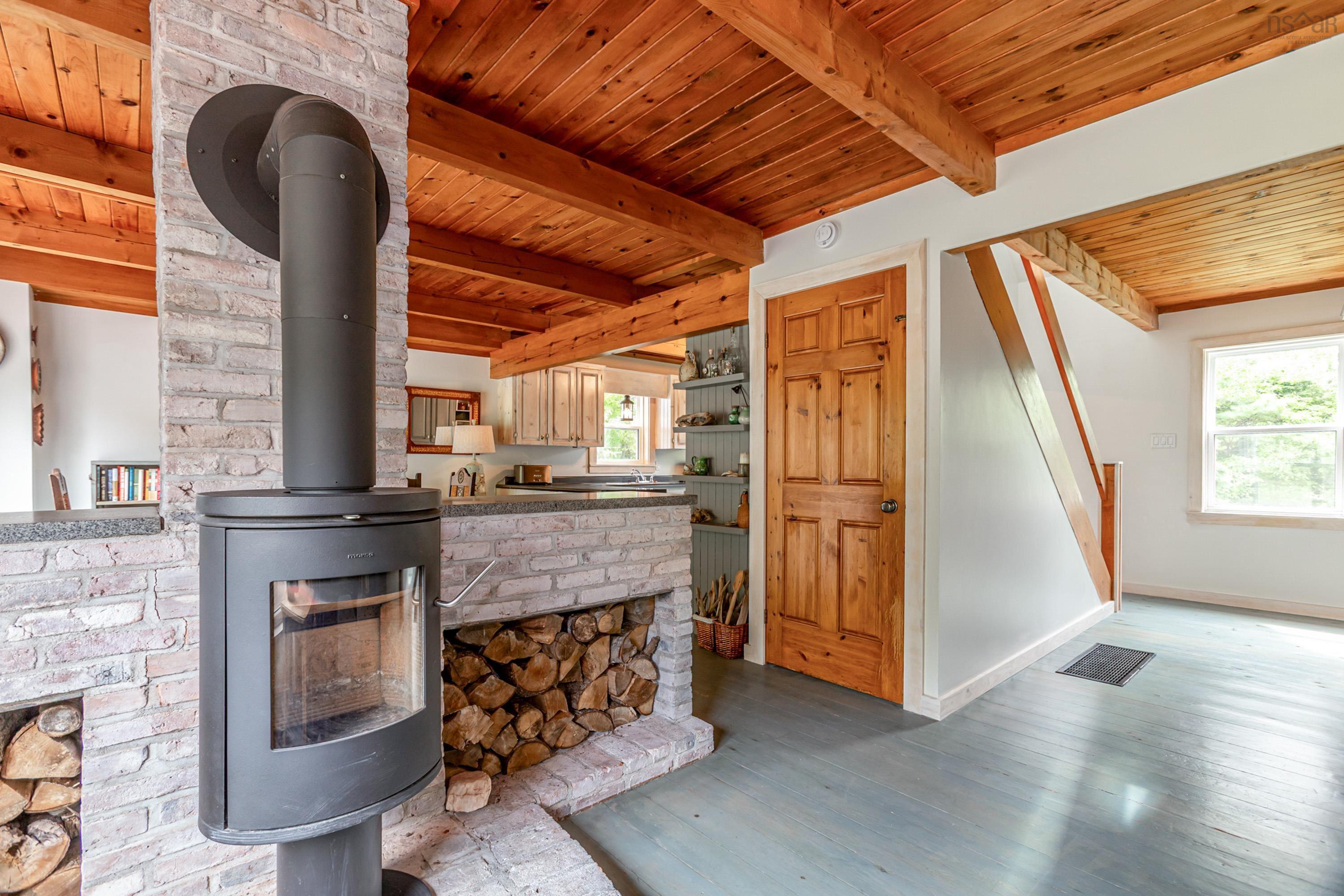 $599,000.00: 221 Naugler Road, Pine Grove