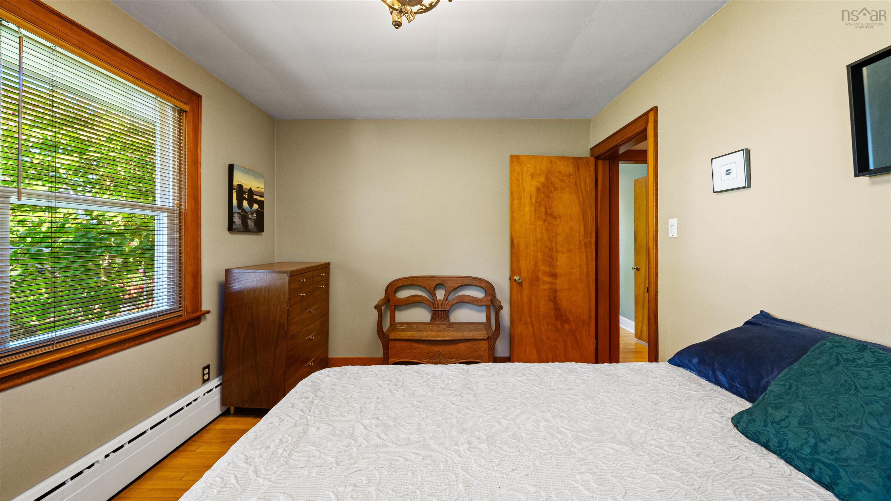 15 Lakeview Avenue, Dartmouth, NS (MLS 202614061)