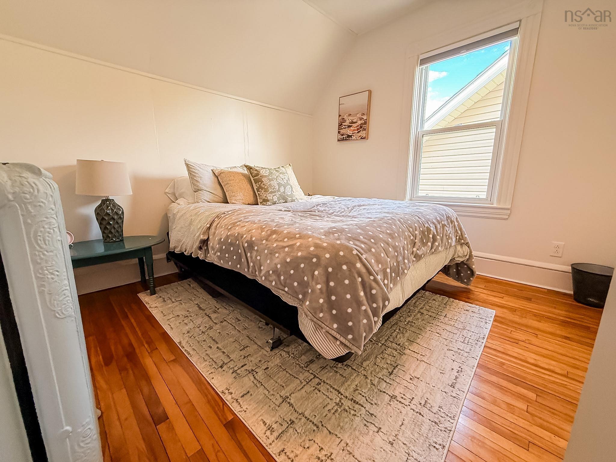 $314,999.00: 17 St Peters Road, Sydney