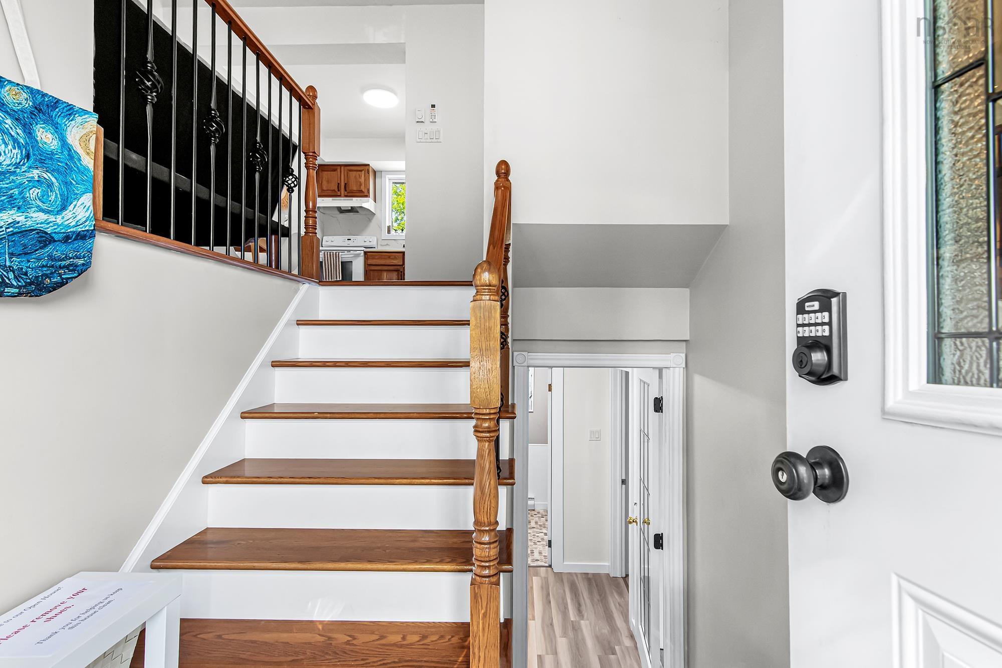 $549,900.00: 222 Churchill Downs Circle, Lower Sackville