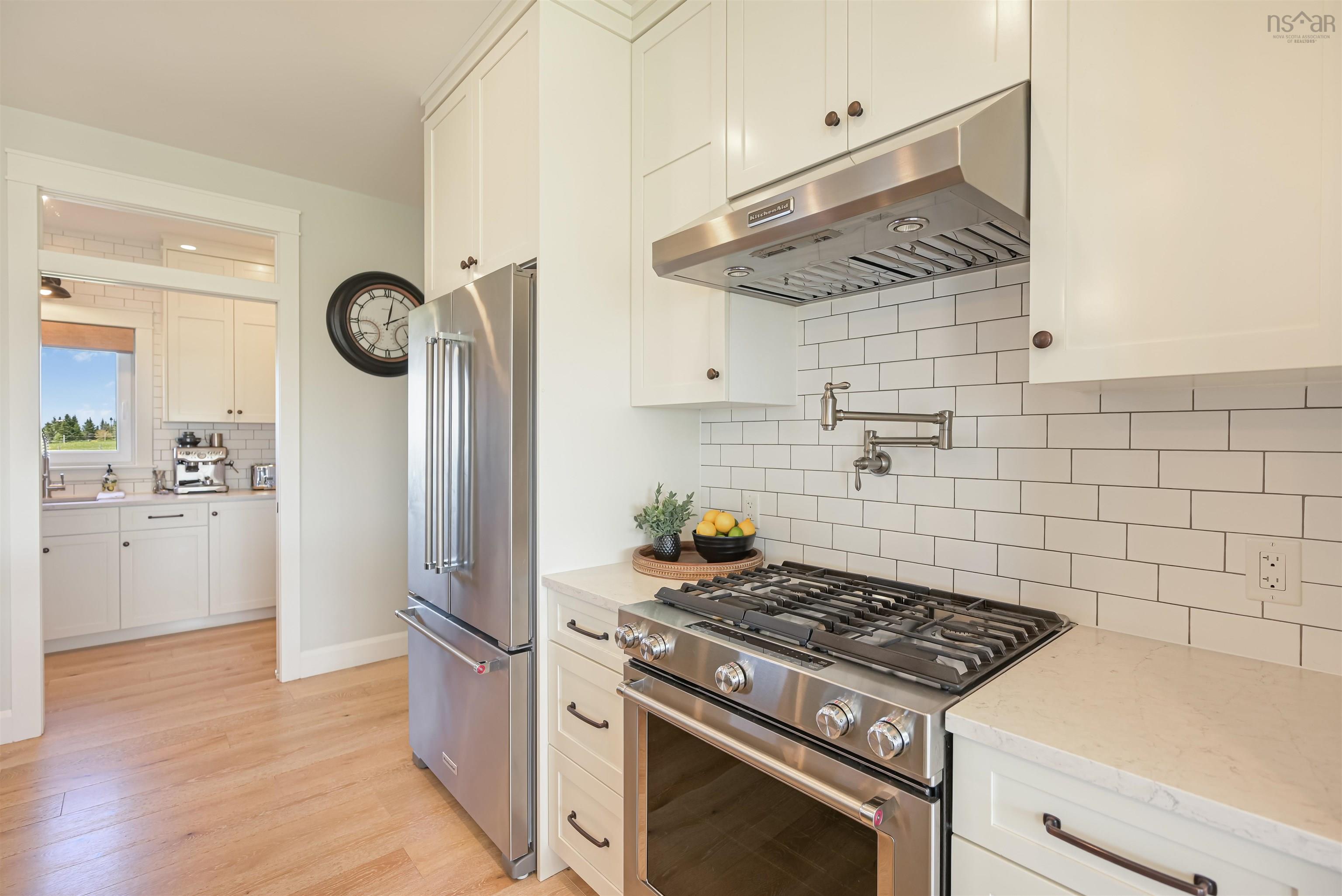 $1,465,000.00: 2000 Hillside Boularderie Road, Hillside Boularderie
