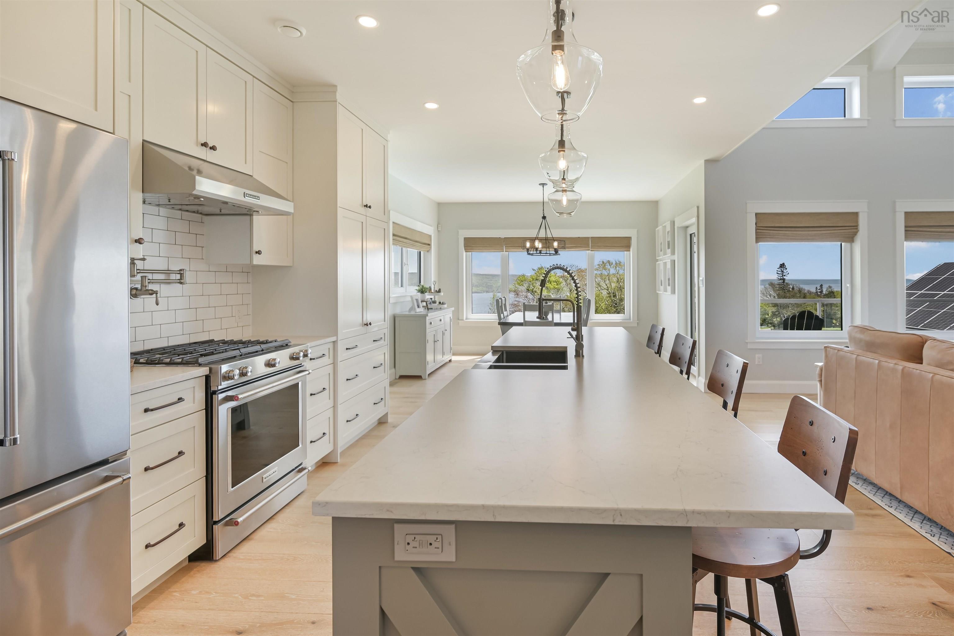 $1,465,000.00: 2000 Hillside Boularderie Road, Hillside Boularderie