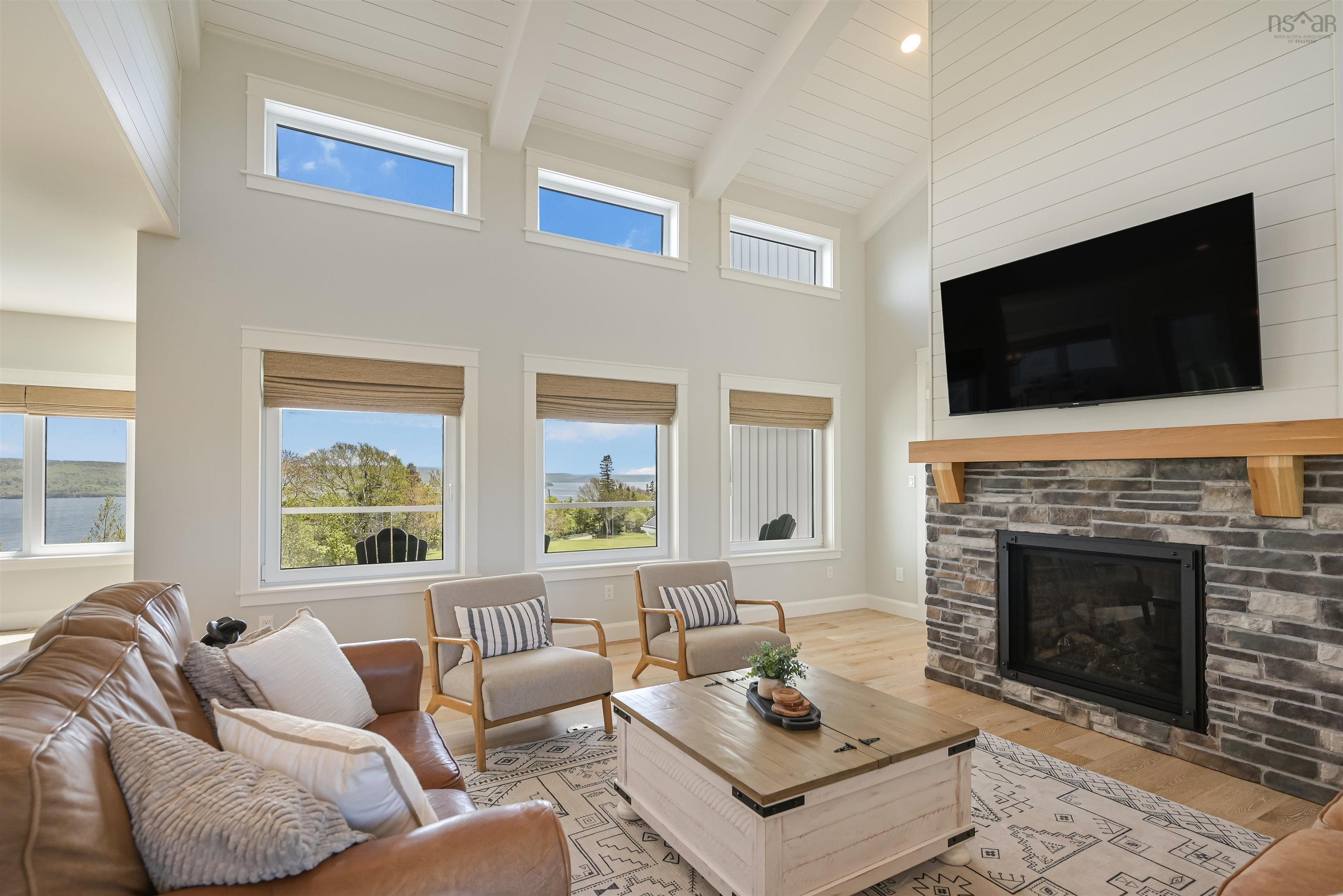 $1,465,000.00: 2000 Hillside Boularderie Road, Hillside Boularderie
