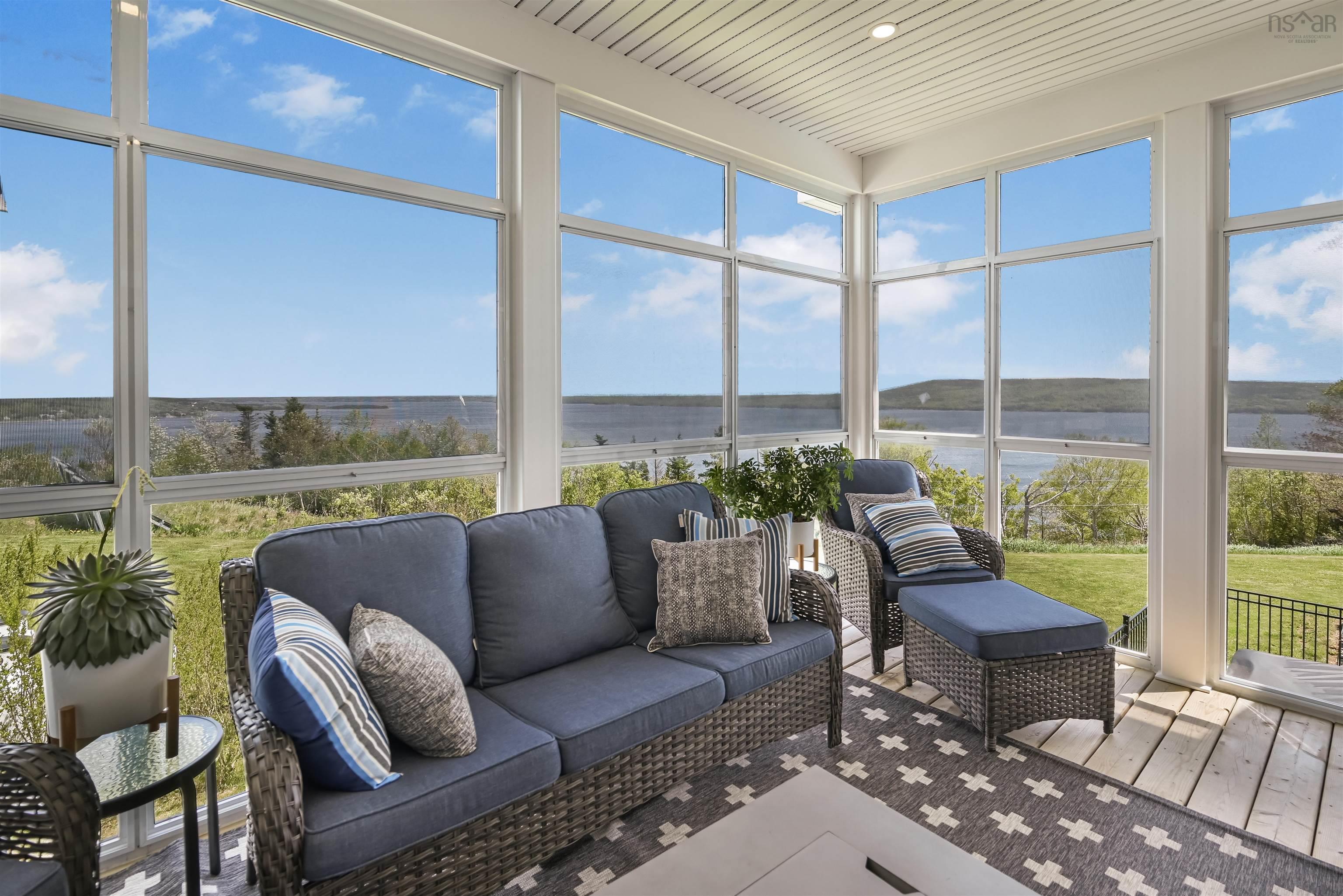 $1,465,000.00: 2000 Hillside Boularderie Road, Hillside Boularderie