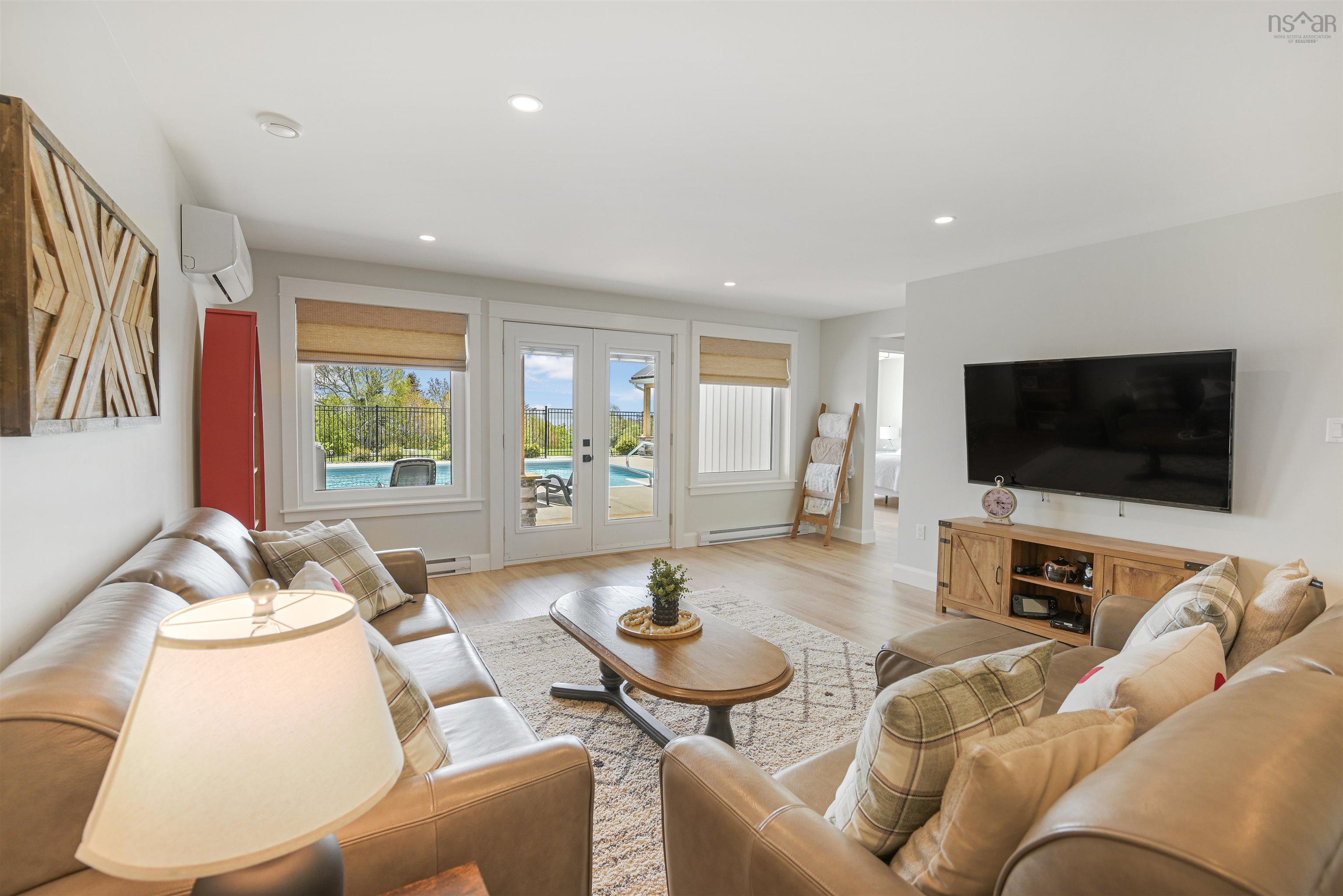 $1,465,000.00: 2000 Hillside Boularderie Road, Hillside Boularderie