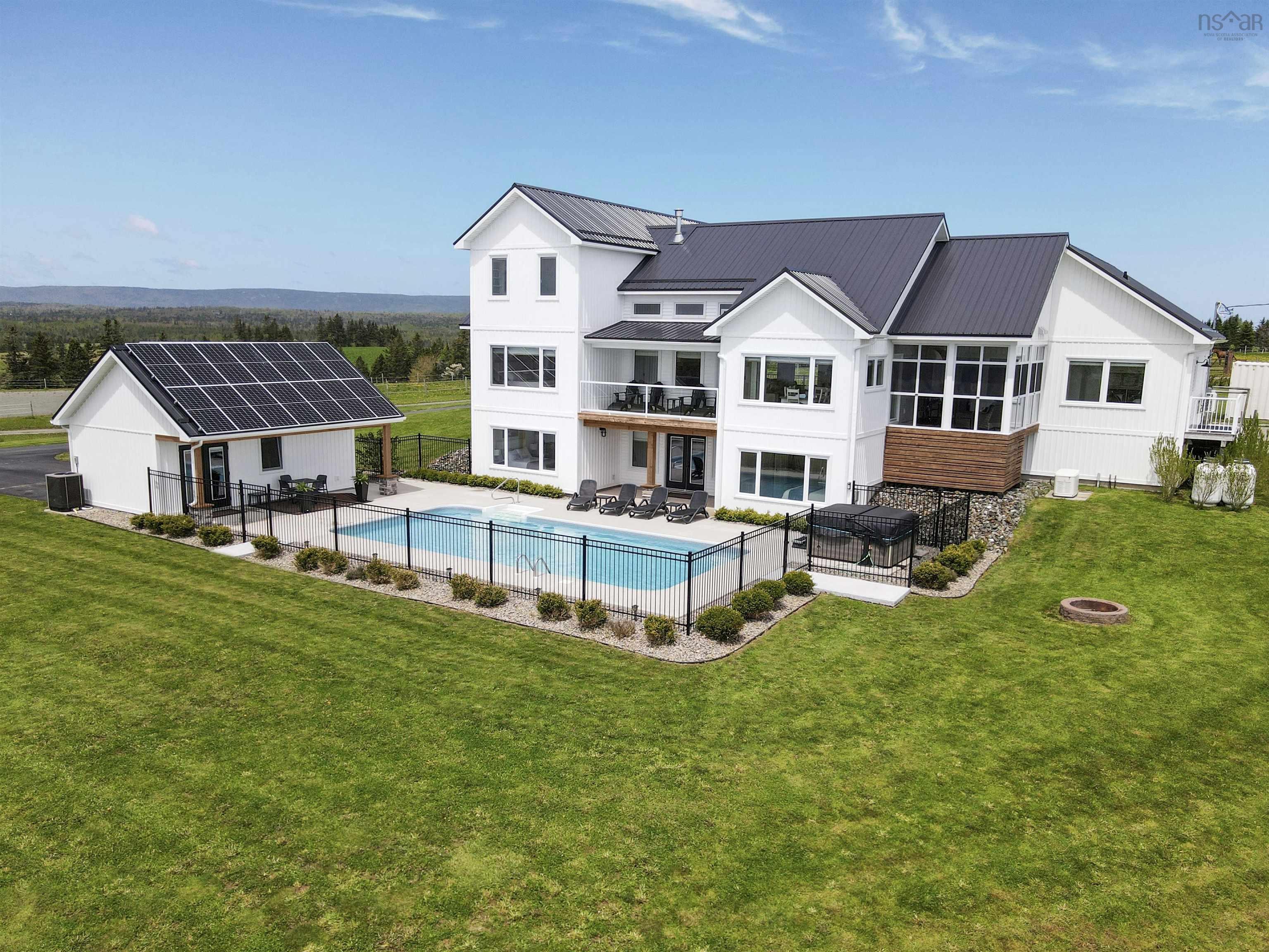 $1,465,000.00: 2000 Hillside Boularderie Road, Hillside Boularderie
