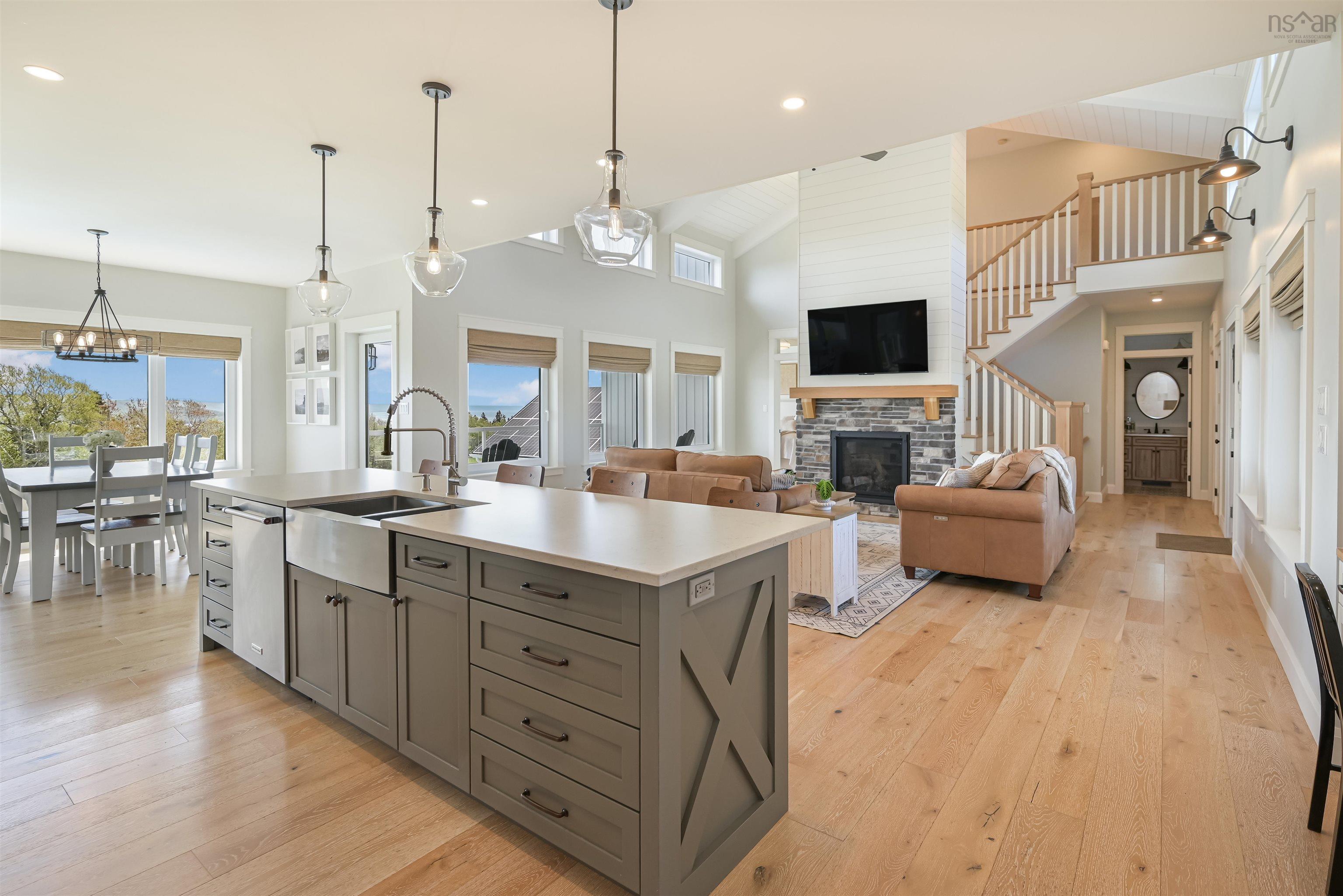$1,465,000.00: 2000 Hillside Boularderie Road, Hillside Boularderie