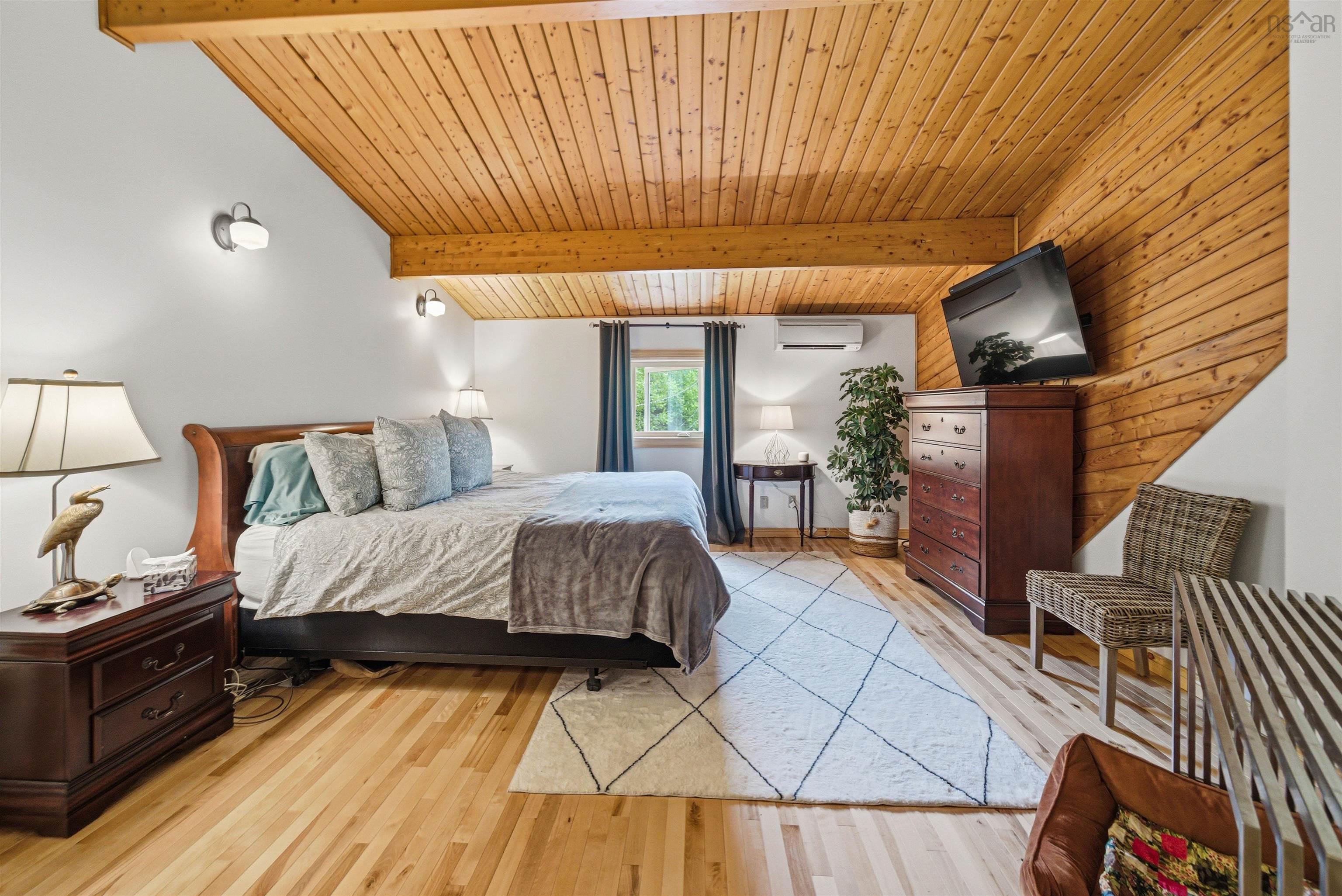 $989,900.00: 943 West Porters Lake Road, West Porters Lake