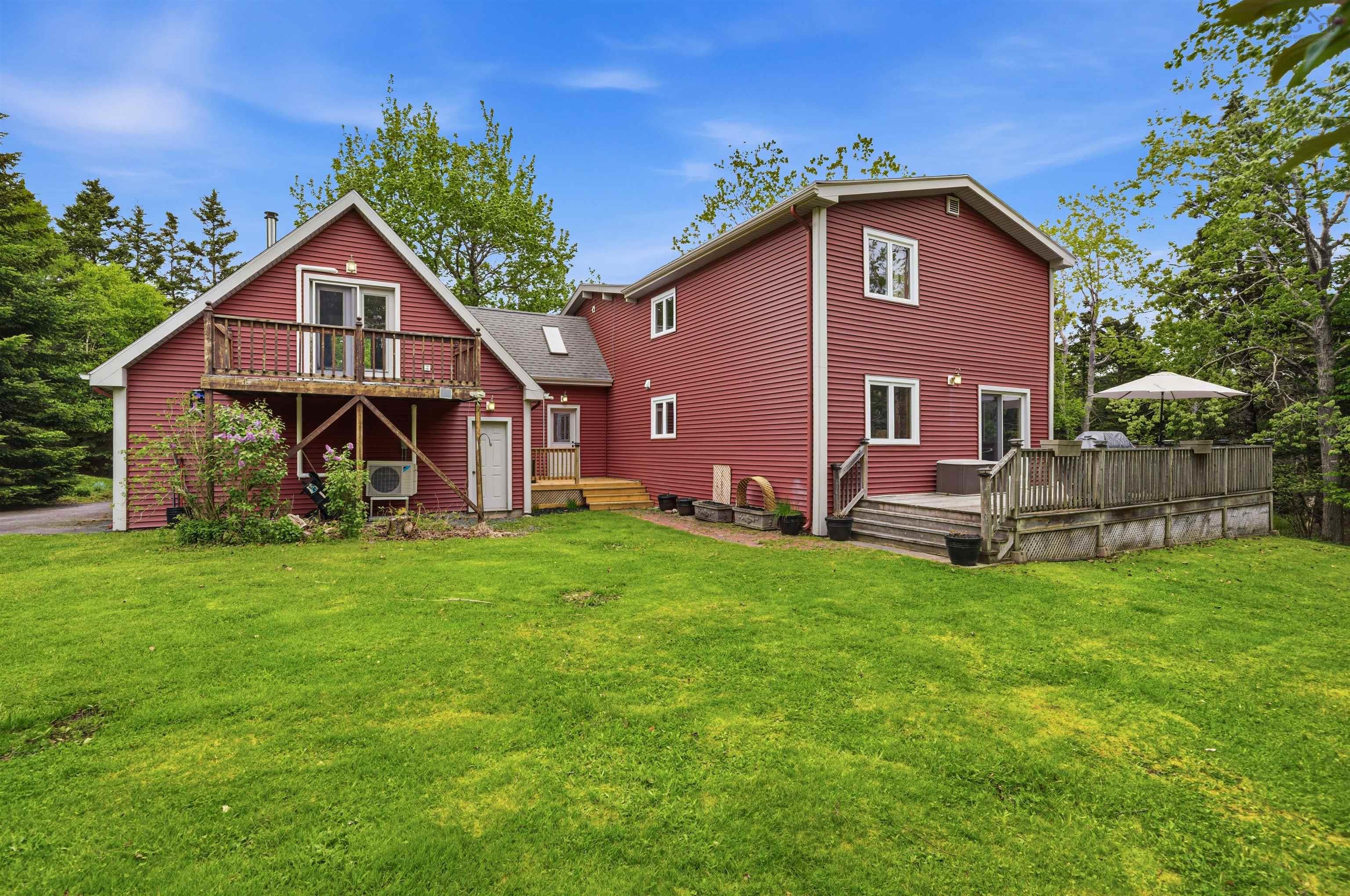 $989,900.00: 943 West Porters Lake Road, West Porters Lake