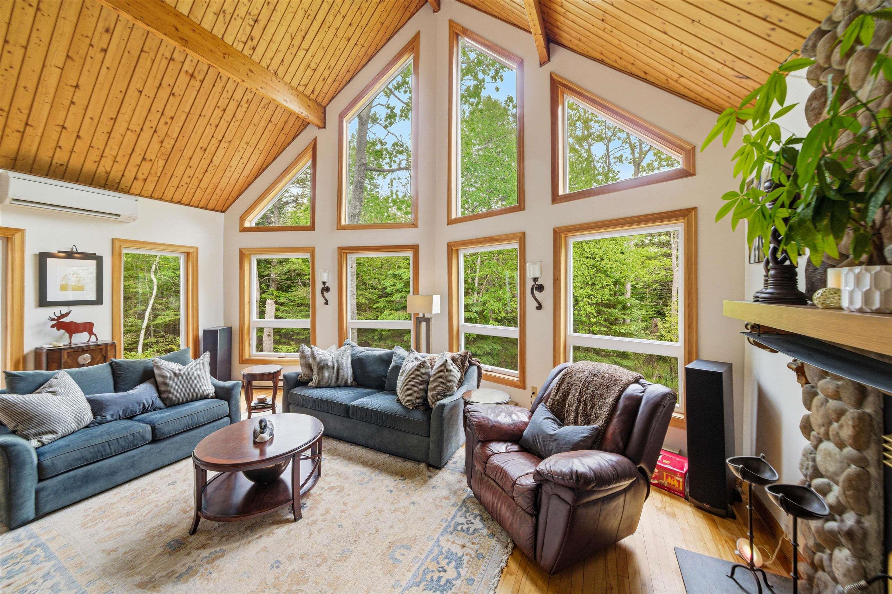 $989,900.00: 943 West Porters Lake Road, West Porters Lake