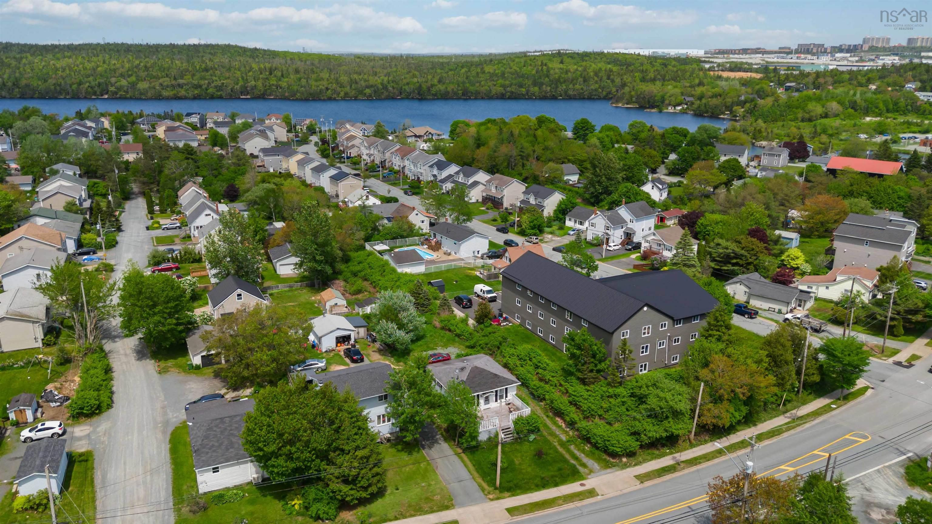 $154,900.00: 1531 St Margarets Bay Road, Lakeside