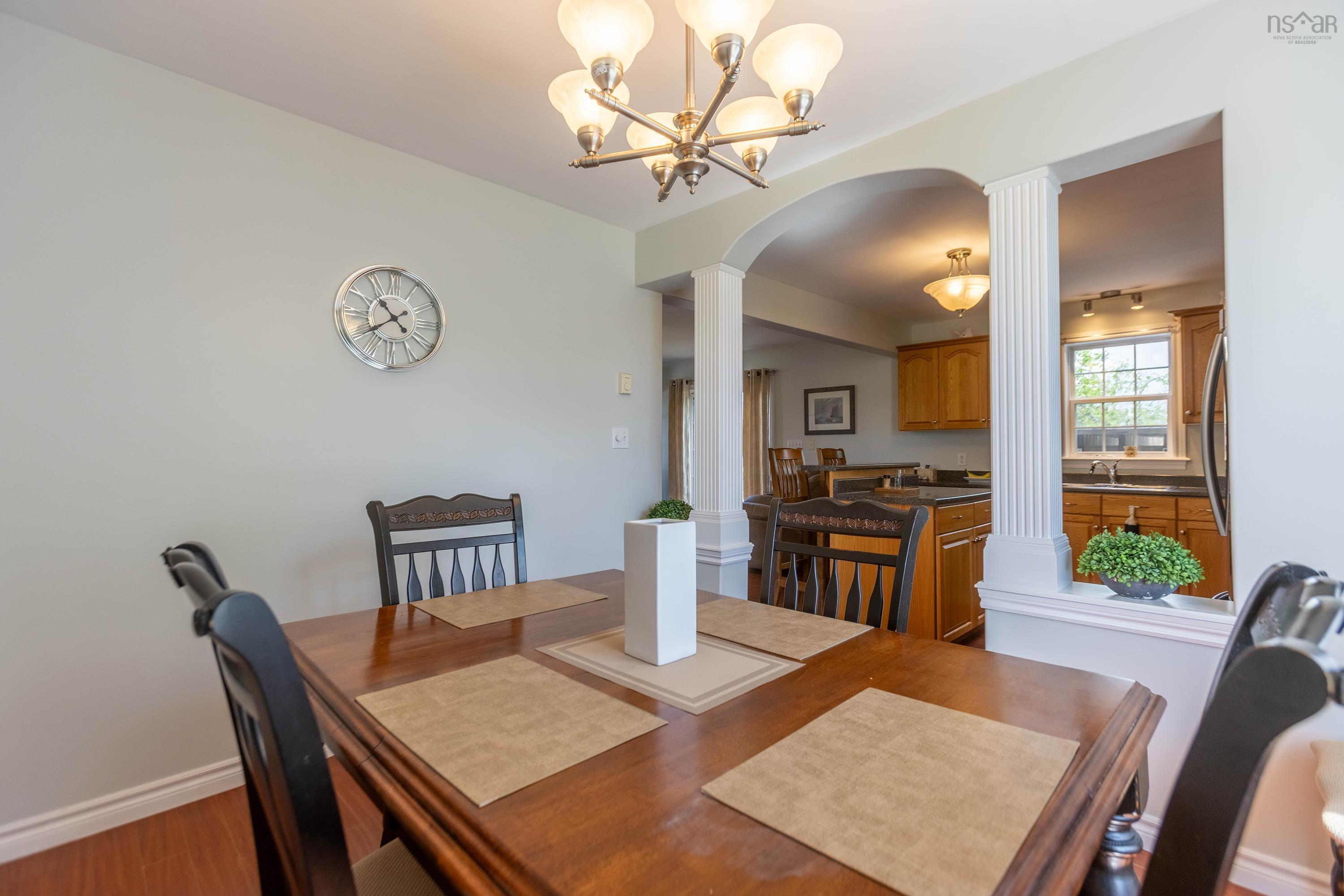 $419,000.00: 194 King Street, Parrsboro