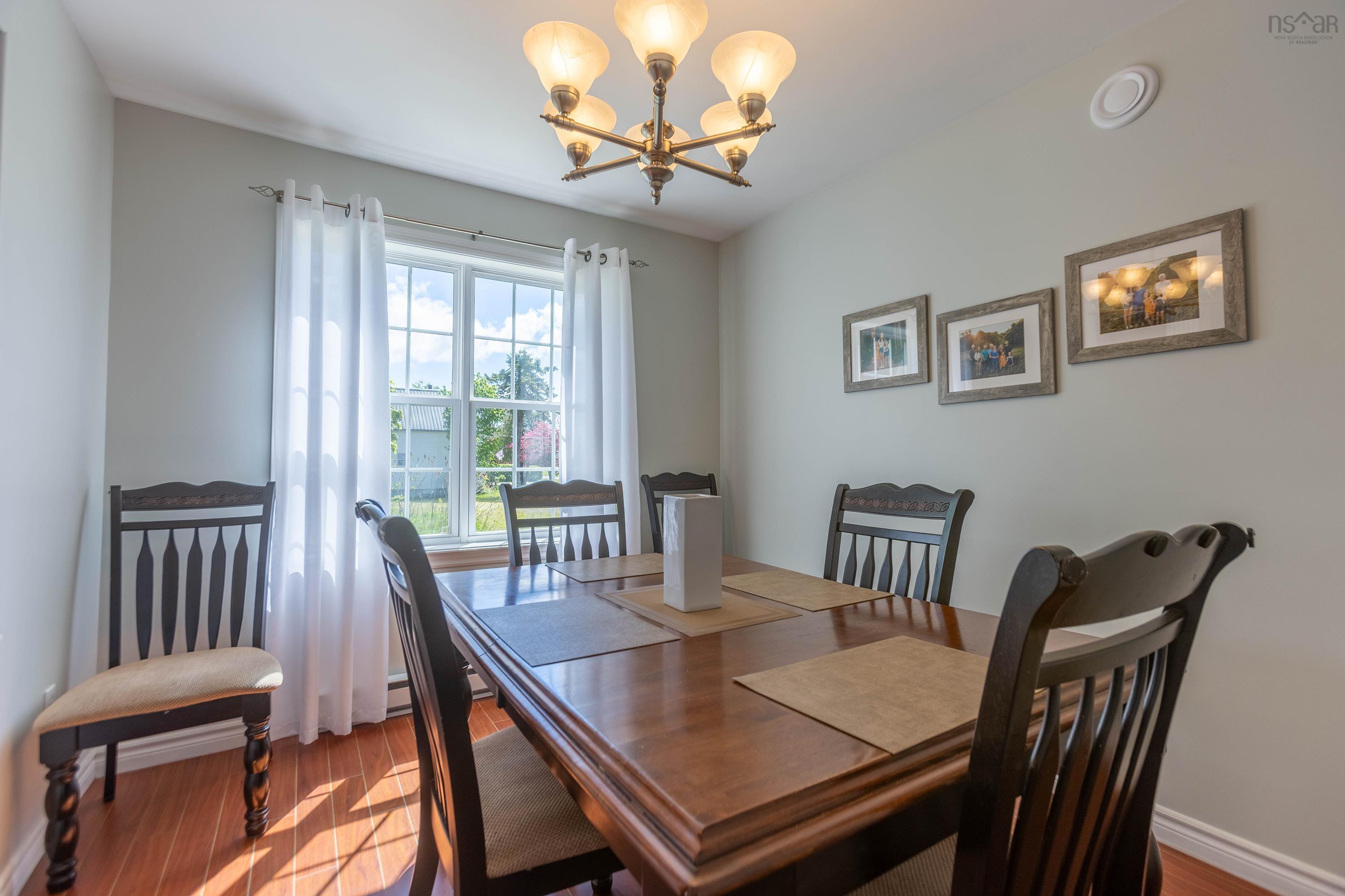 $419,000.00: 194 King Street, Parrsboro