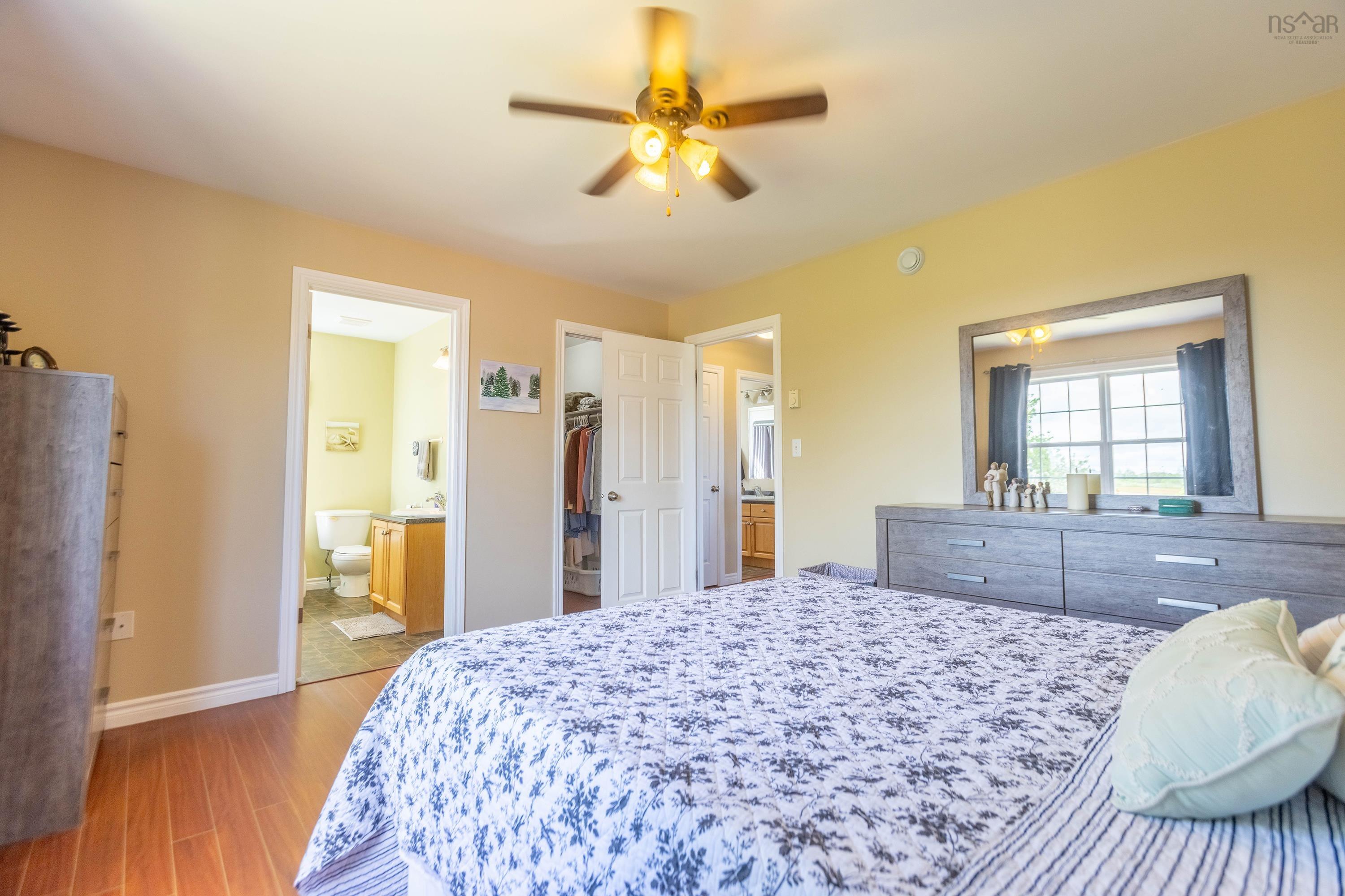 $419,000.00: 194 King Street, Parrsboro