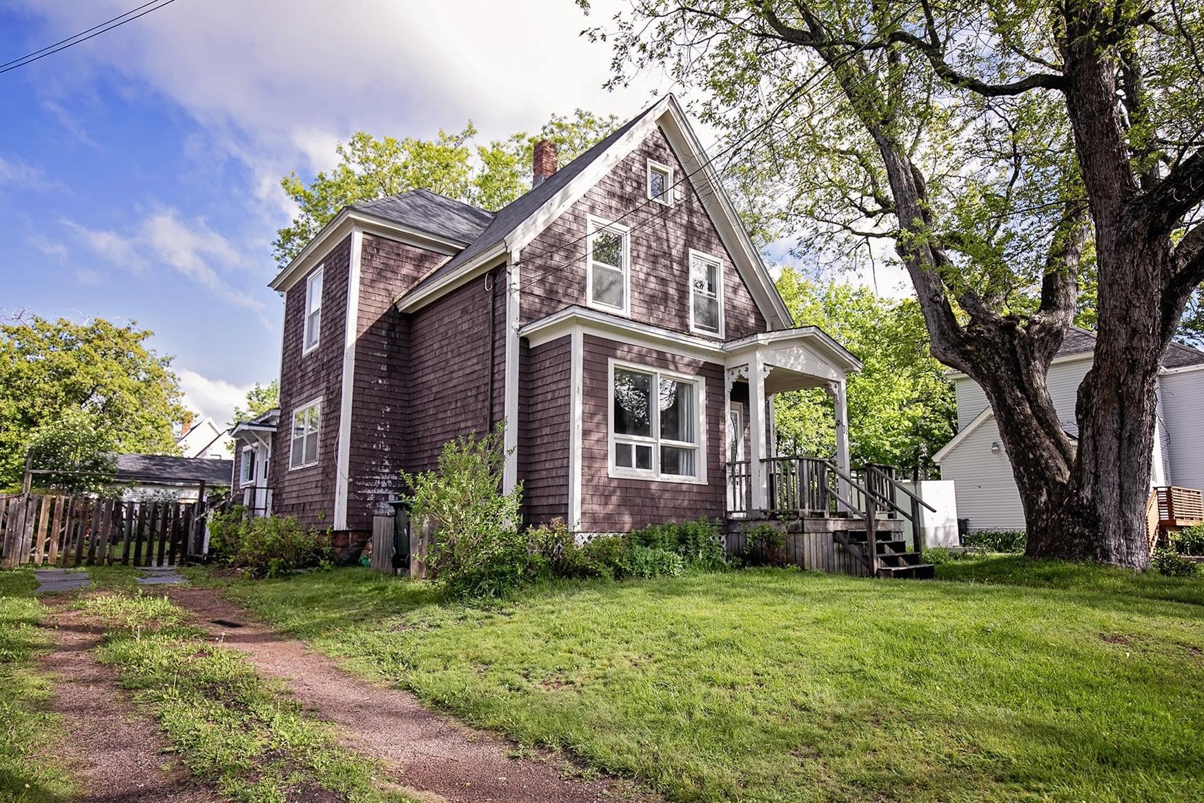 $179,900.00: 14 Clifford Street, Amherst