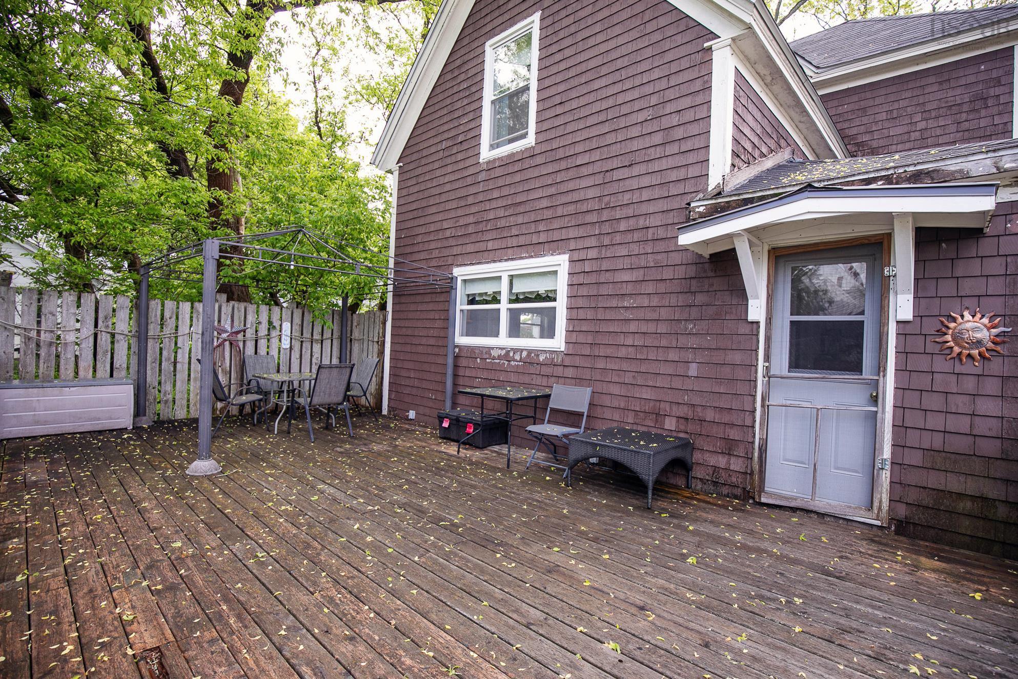 $179,900.00: 14 Clifford Street, Amherst