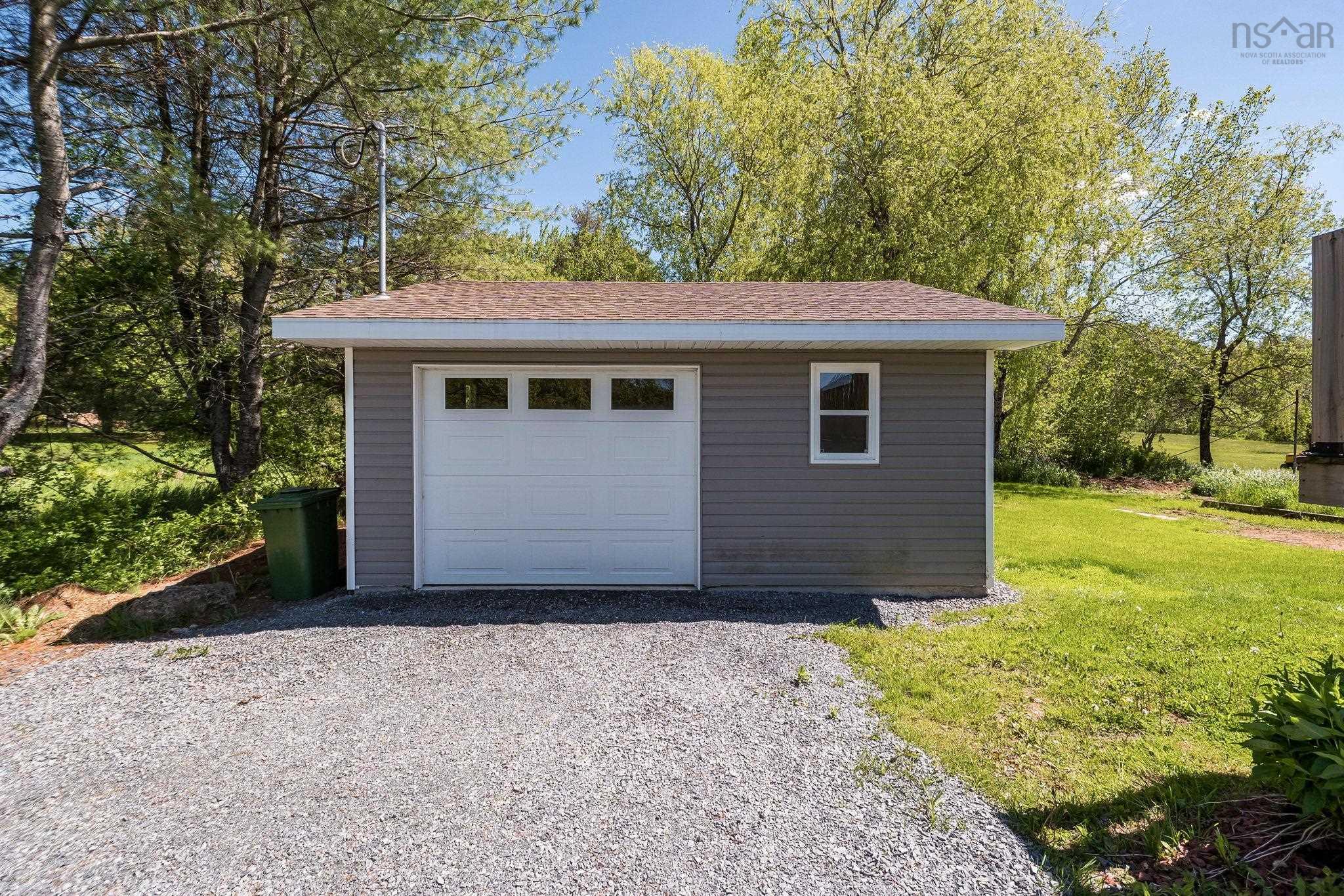 $459,900.00: 112 Dutch Settlement Road, Lantz