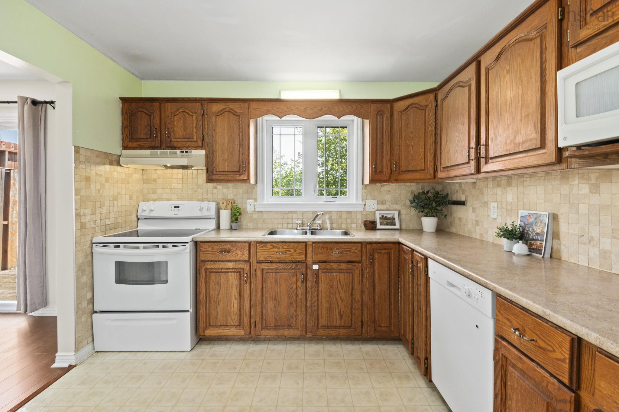 31 Sophia Crescent, Cole Harbour, NS (MLS 202614113)