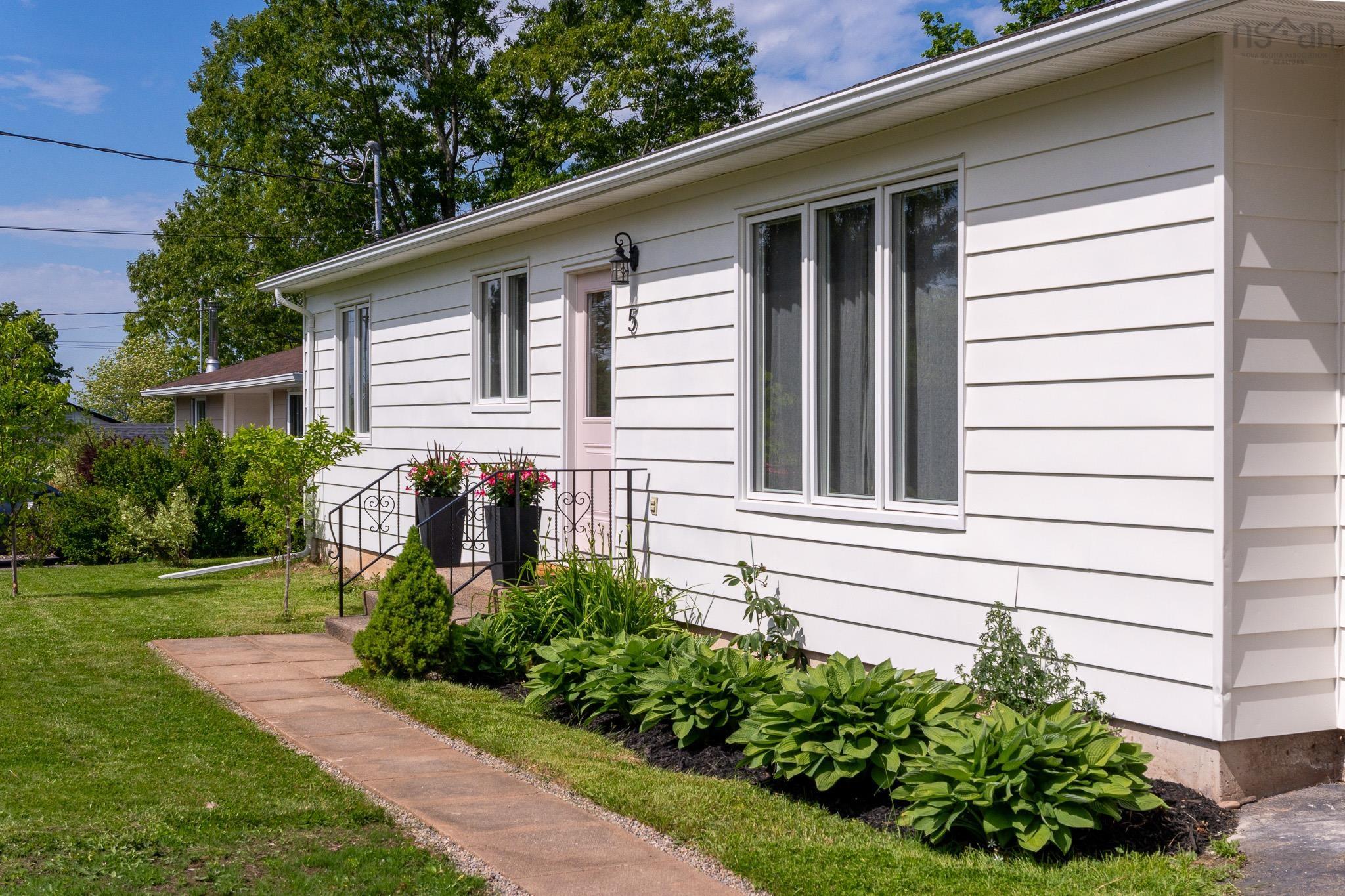 $699,000.00: 5 Grandview Drive, Wolfville