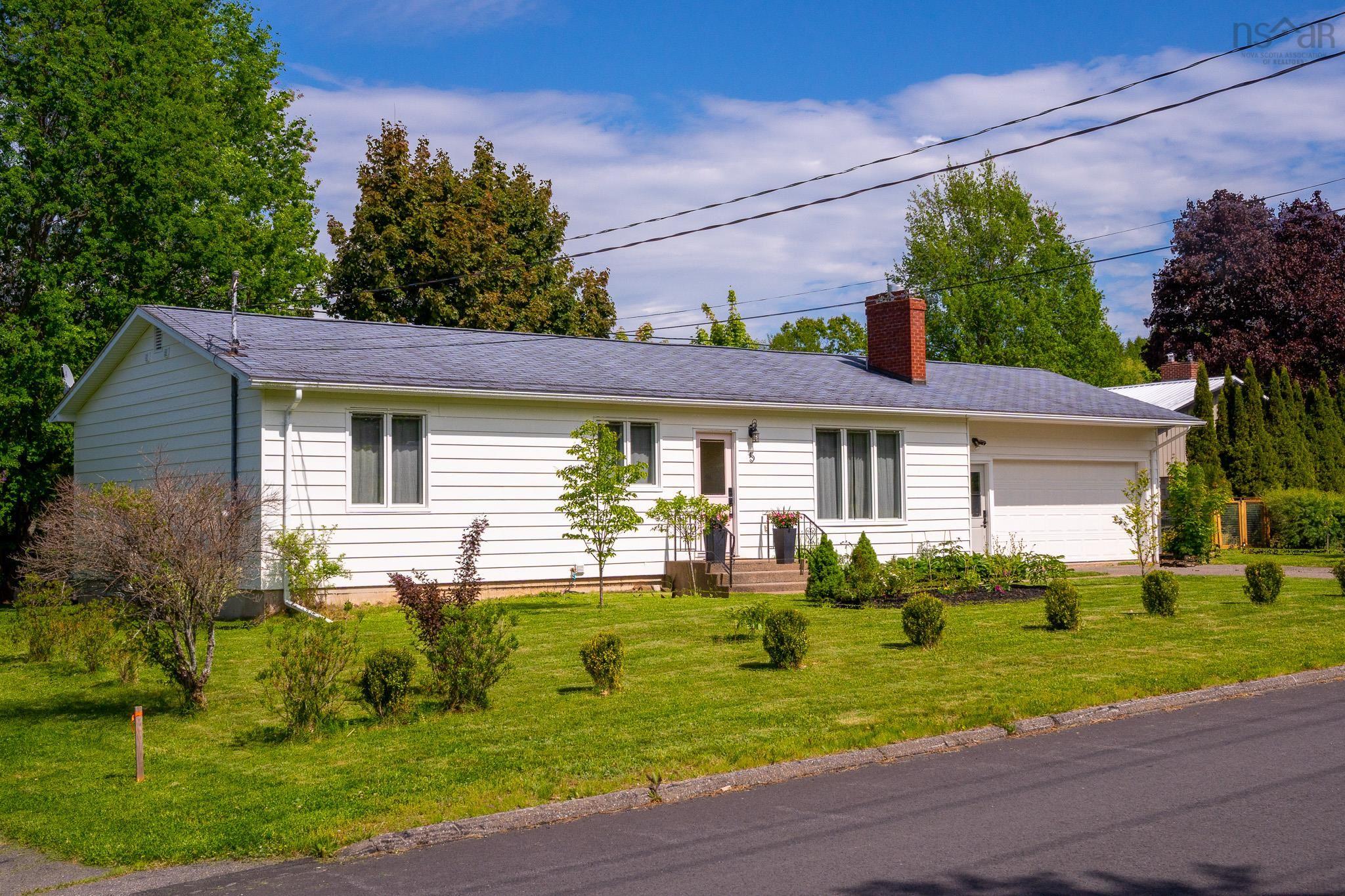 $699,000.00: 5 Grandview Drive, Wolfville
