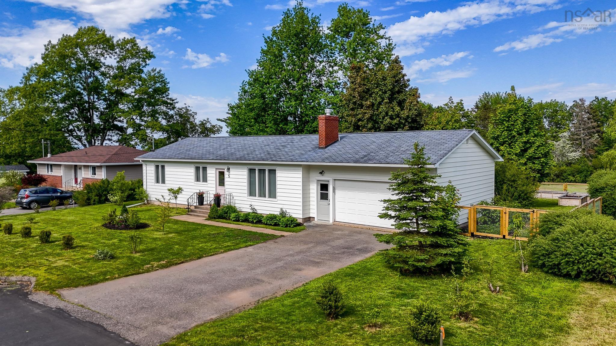 $699,000.00: 5 Grandview Drive, Wolfville