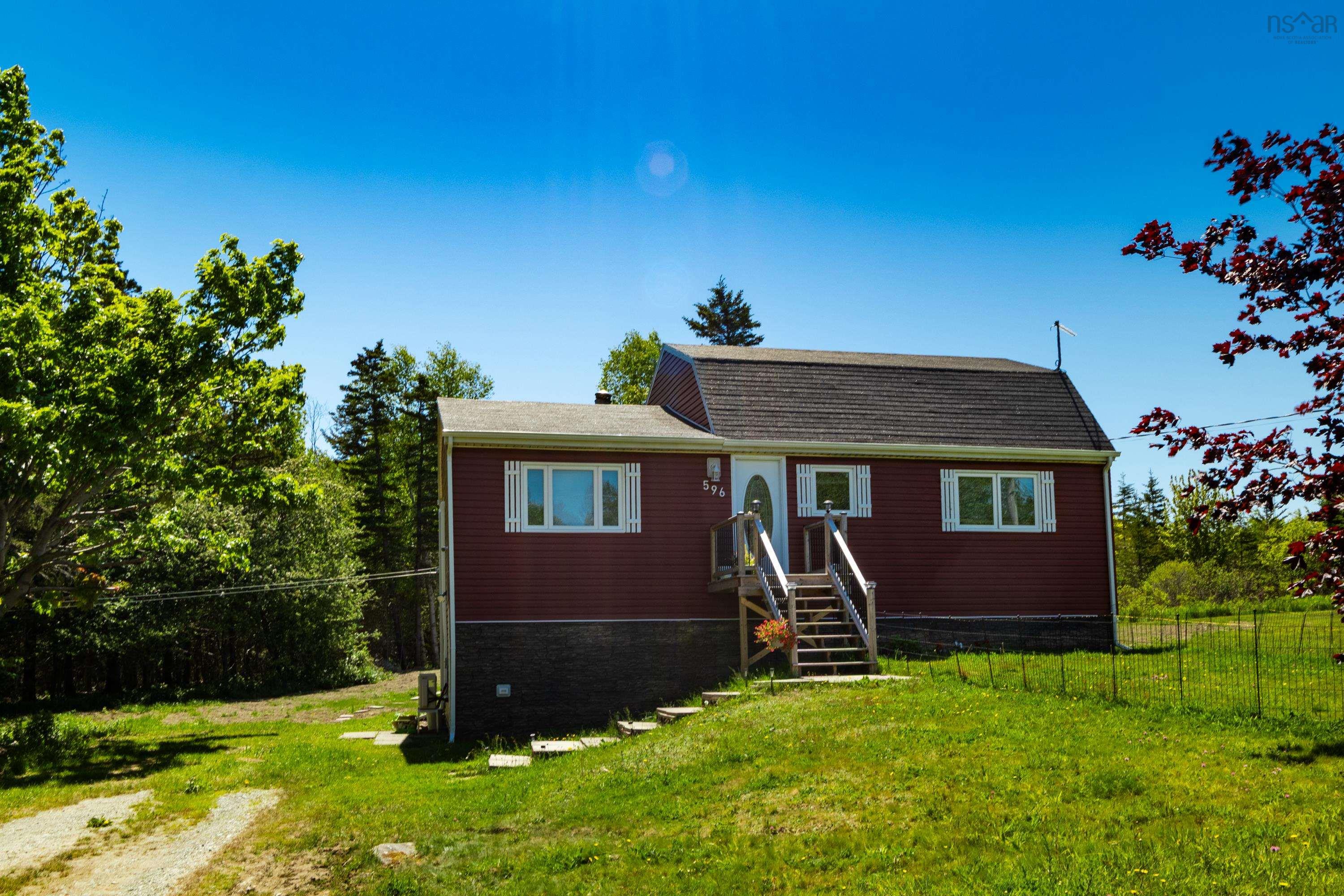 $239,000.00: 596 New Edinburgh Road, New Edinburgh
