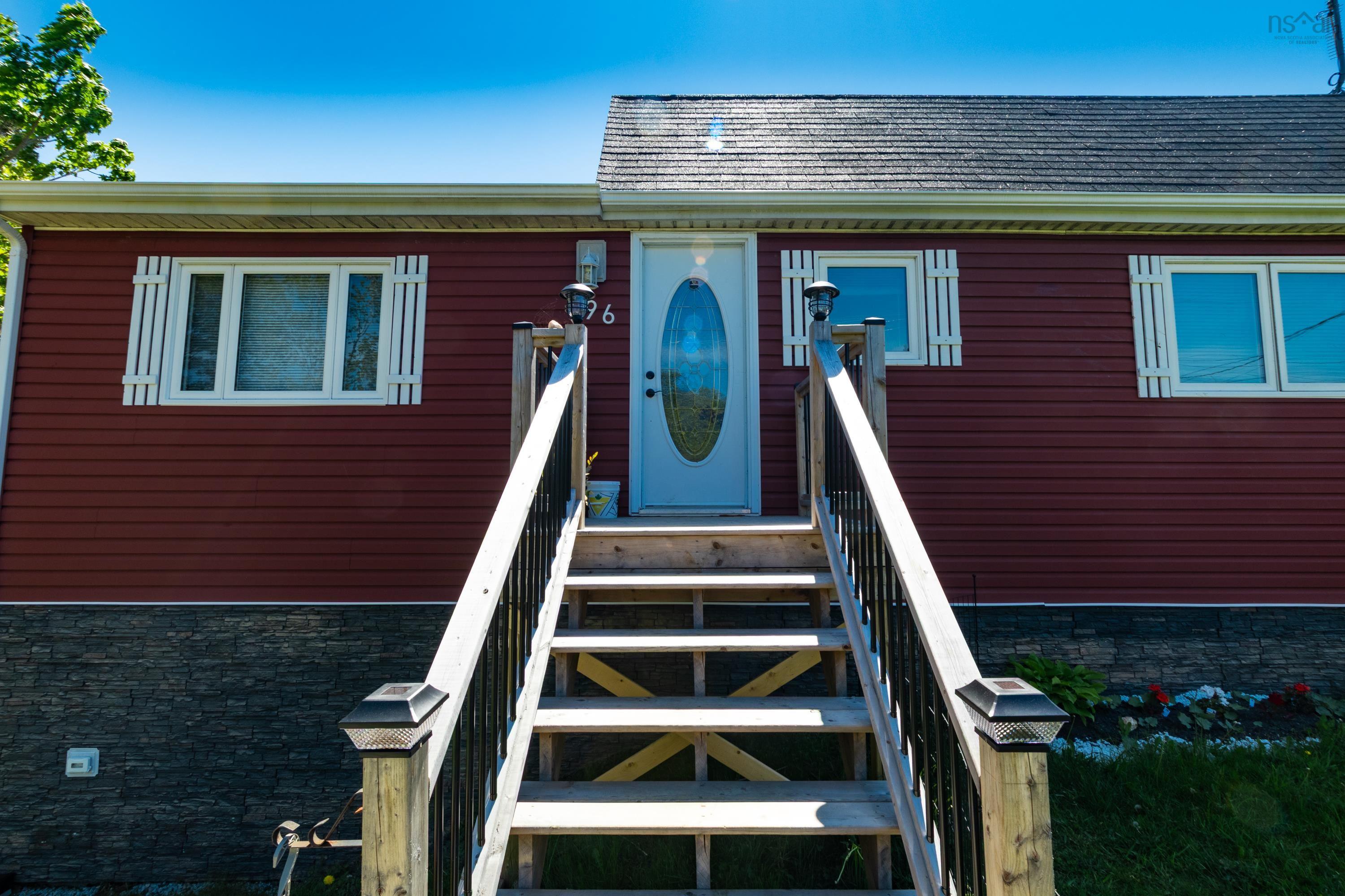 $239,000.00: 596 New Edinburgh Road, New Edinburgh