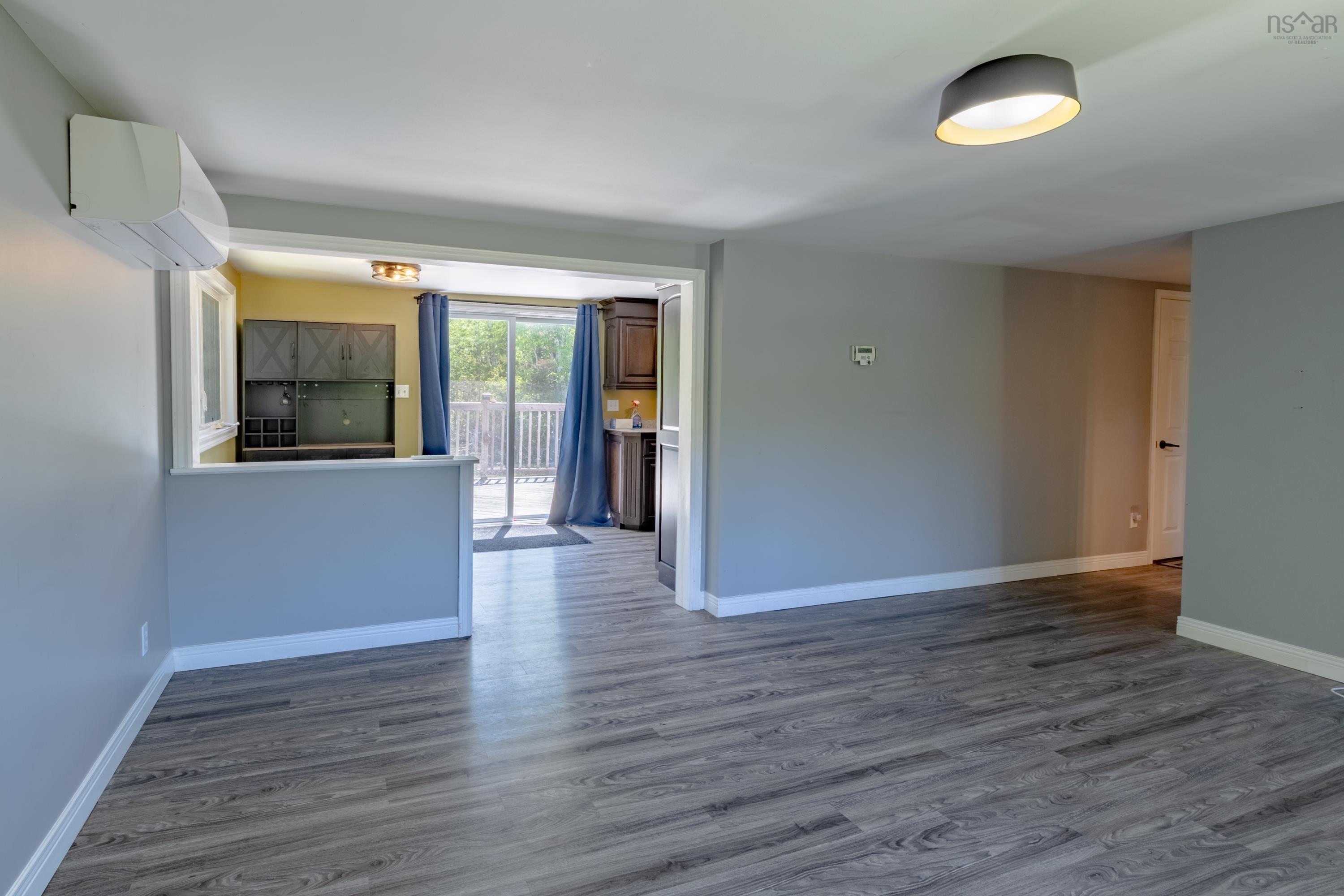 $239,000.00: 596 New Edinburgh Road, New Edinburgh