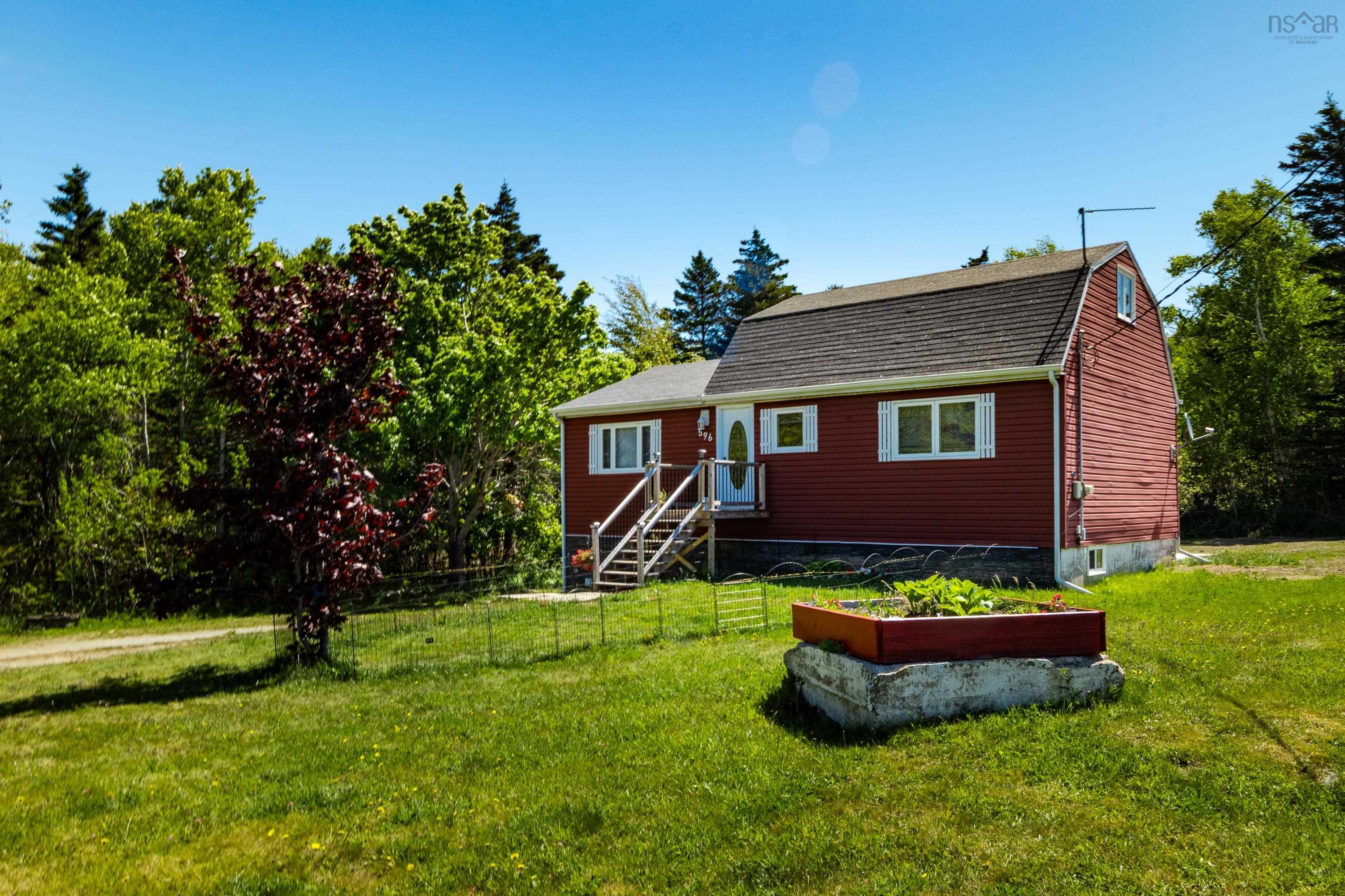$239,000.00: 596 New Edinburgh Road, New Edinburgh