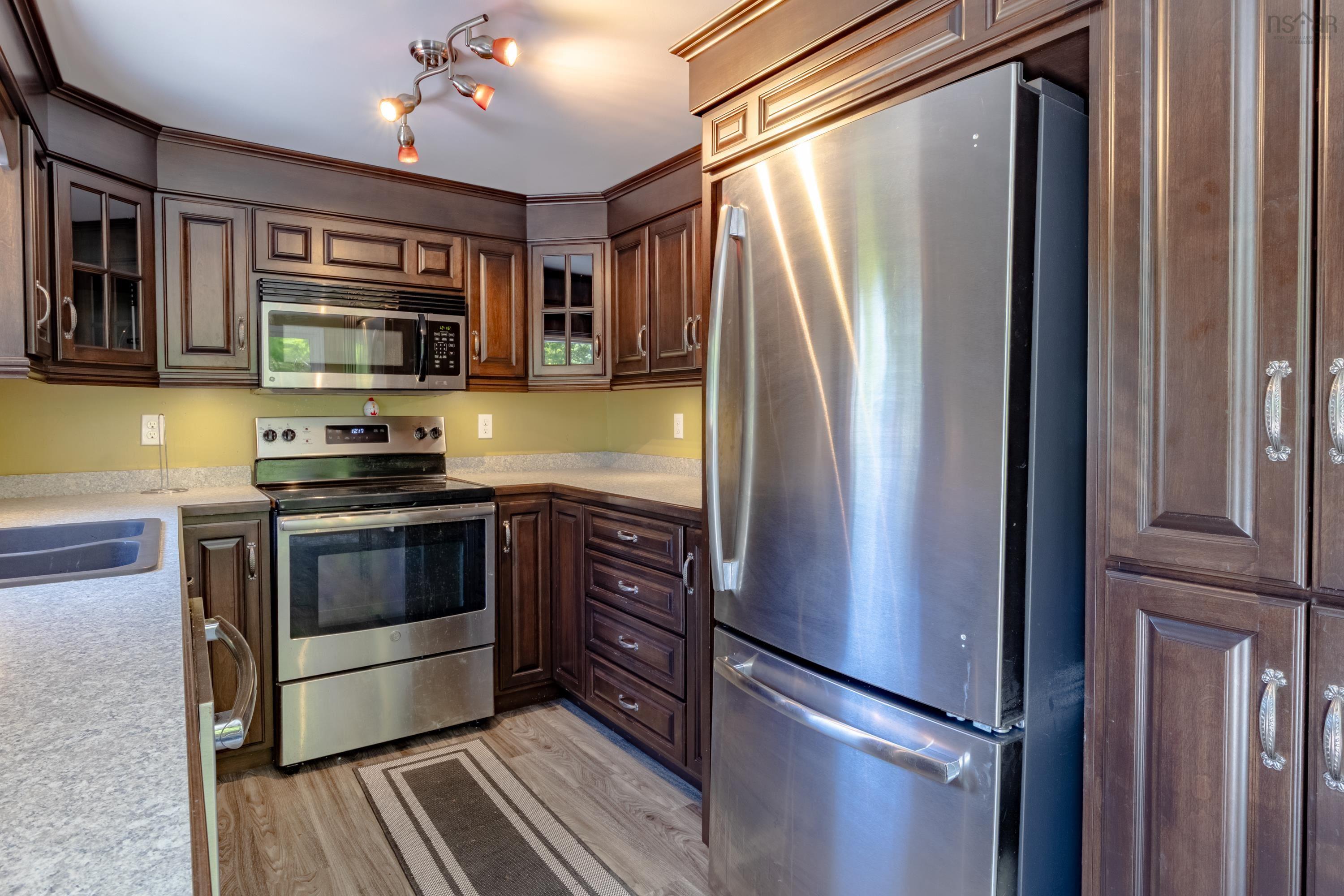 $239,000.00: 596 New Edinburgh Road, New Edinburgh