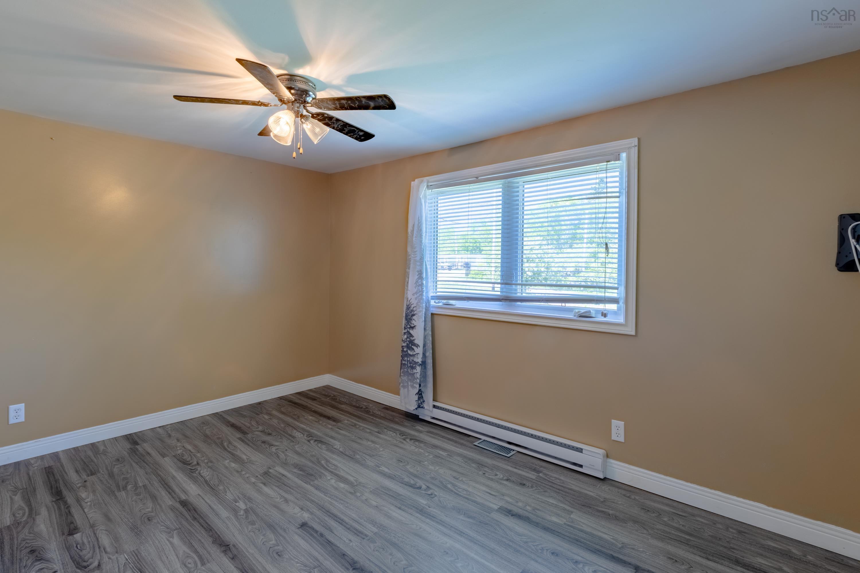 $239,000.00: 596 New Edinburgh Road, New Edinburgh