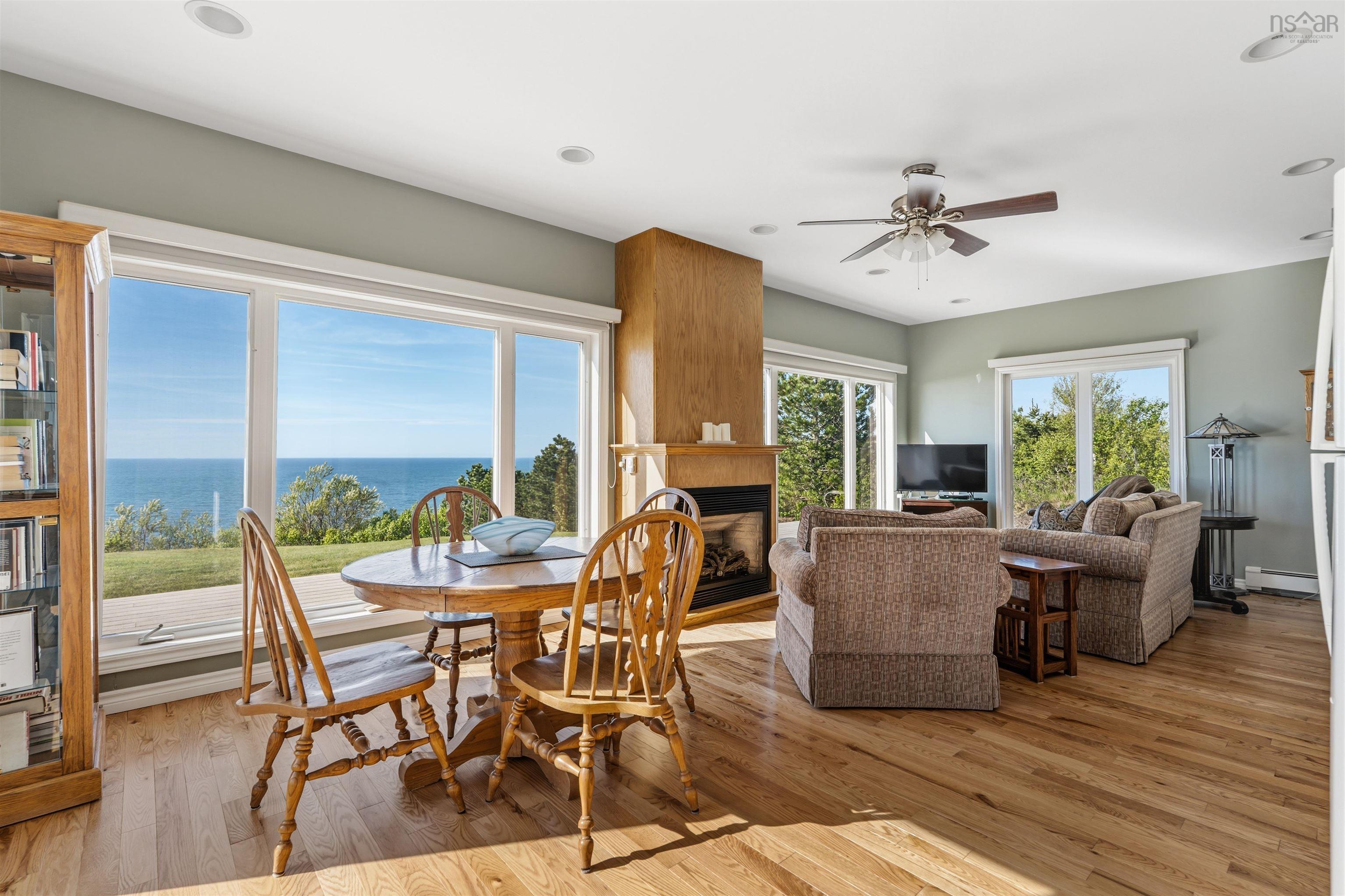 $1,950,000.00: 8482 Highway 337, Georgeville