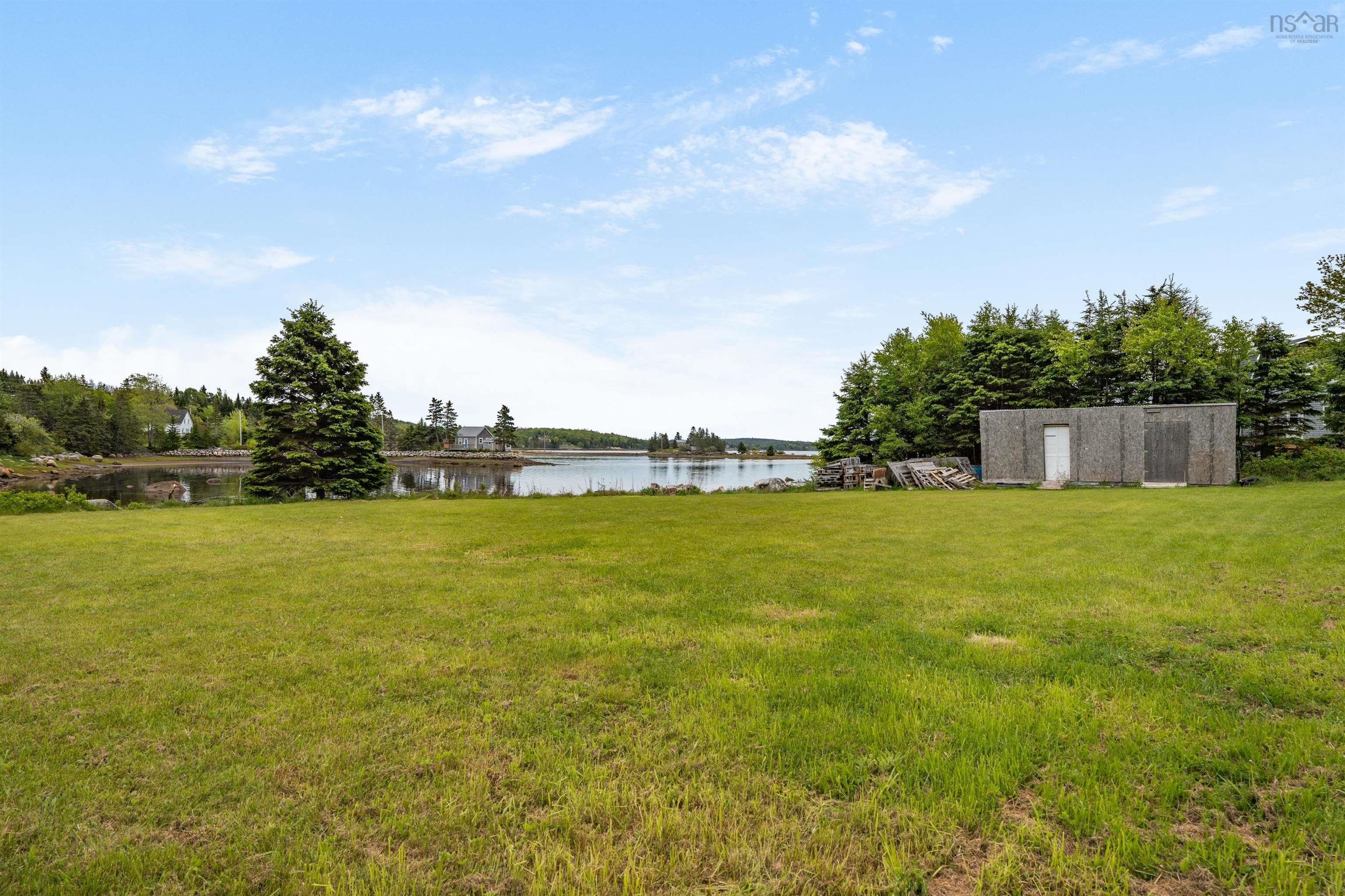 $379,900.00: 8628 Highway 7 Highway E, Musquodoboit Harbour