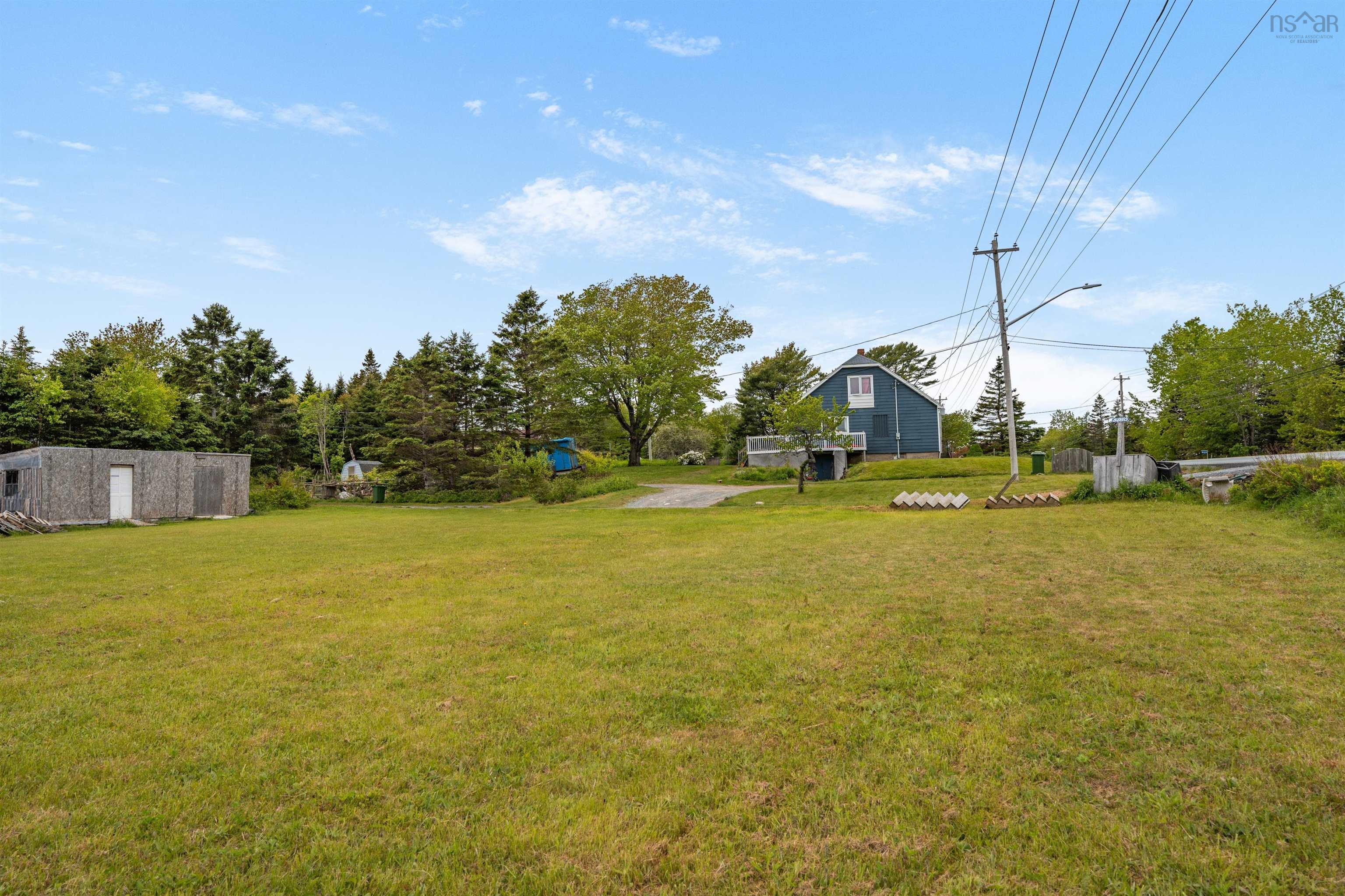 $379,900.00: 8628 Highway 7 Highway E, Musquodoboit Harbour