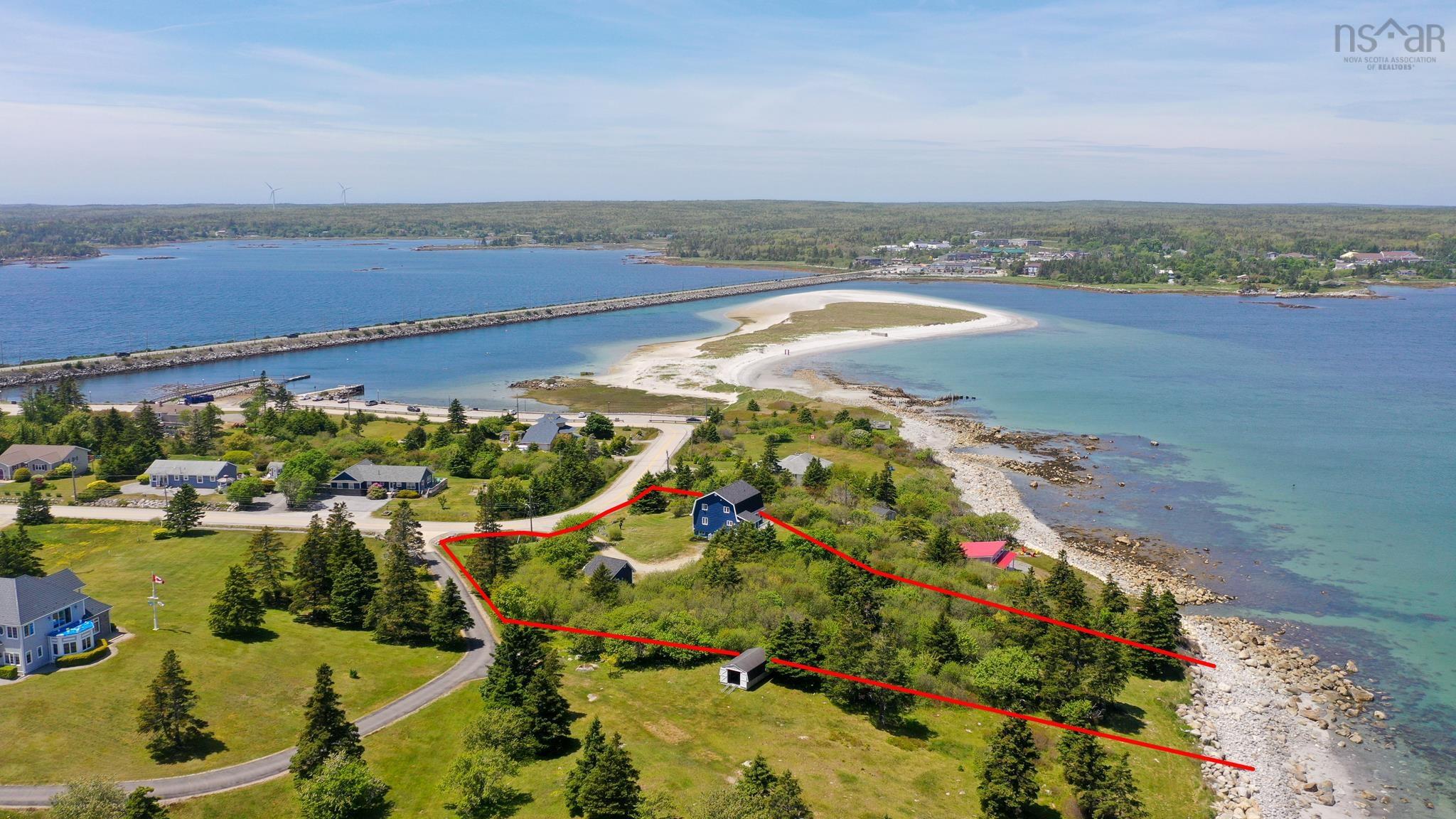 $749,000.00: 91 McGray Avenue, North East Point