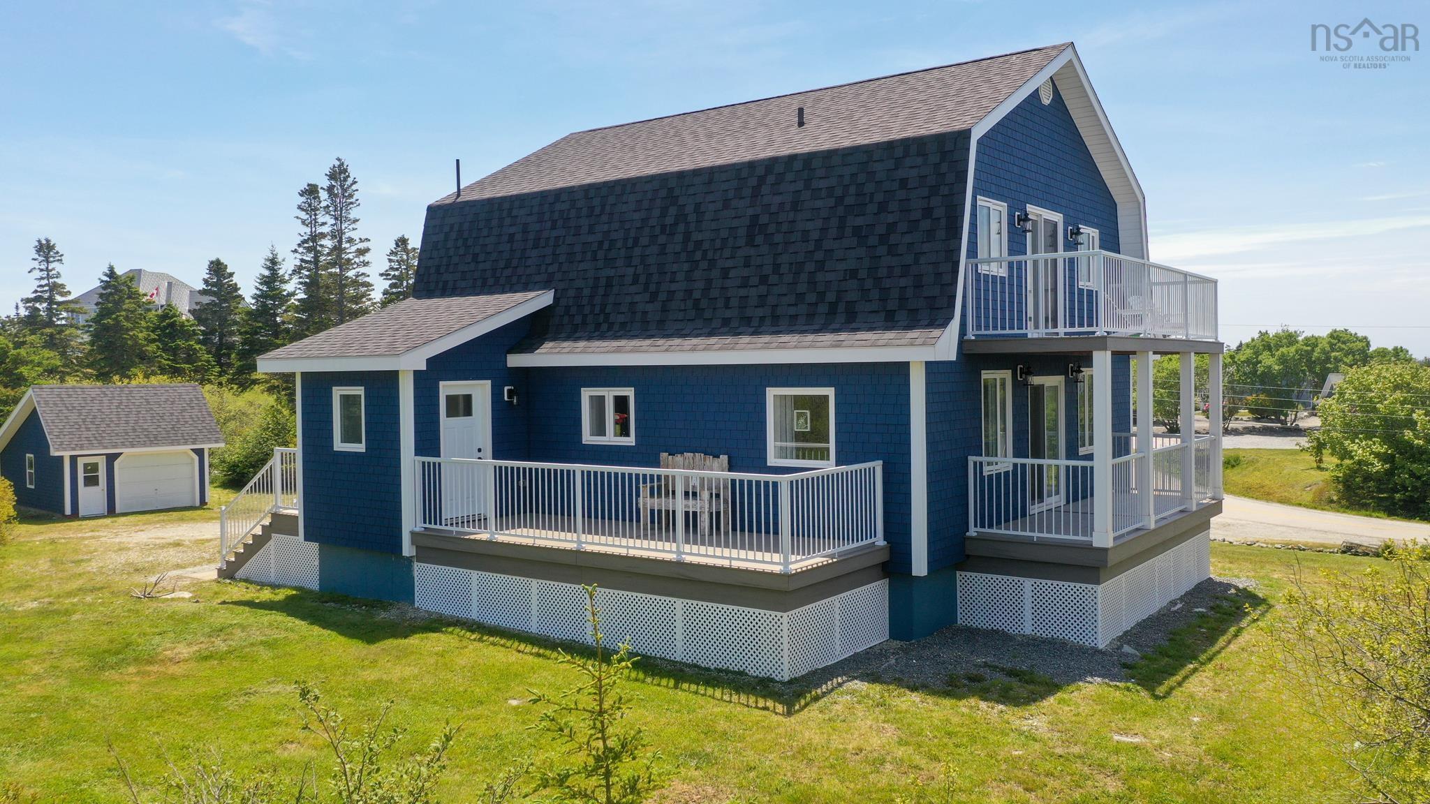 $749,000.00: 91 McGray Avenue, North East Point