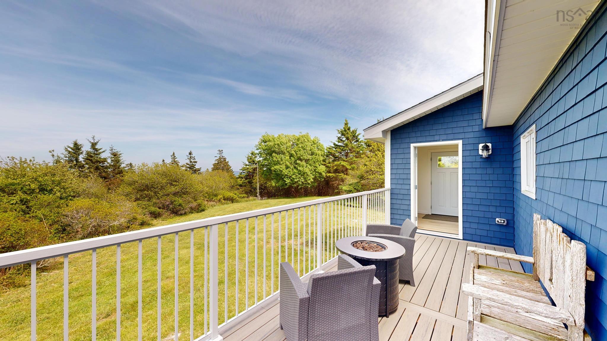 $749,000.00: 91 McGray Avenue, North East Point
