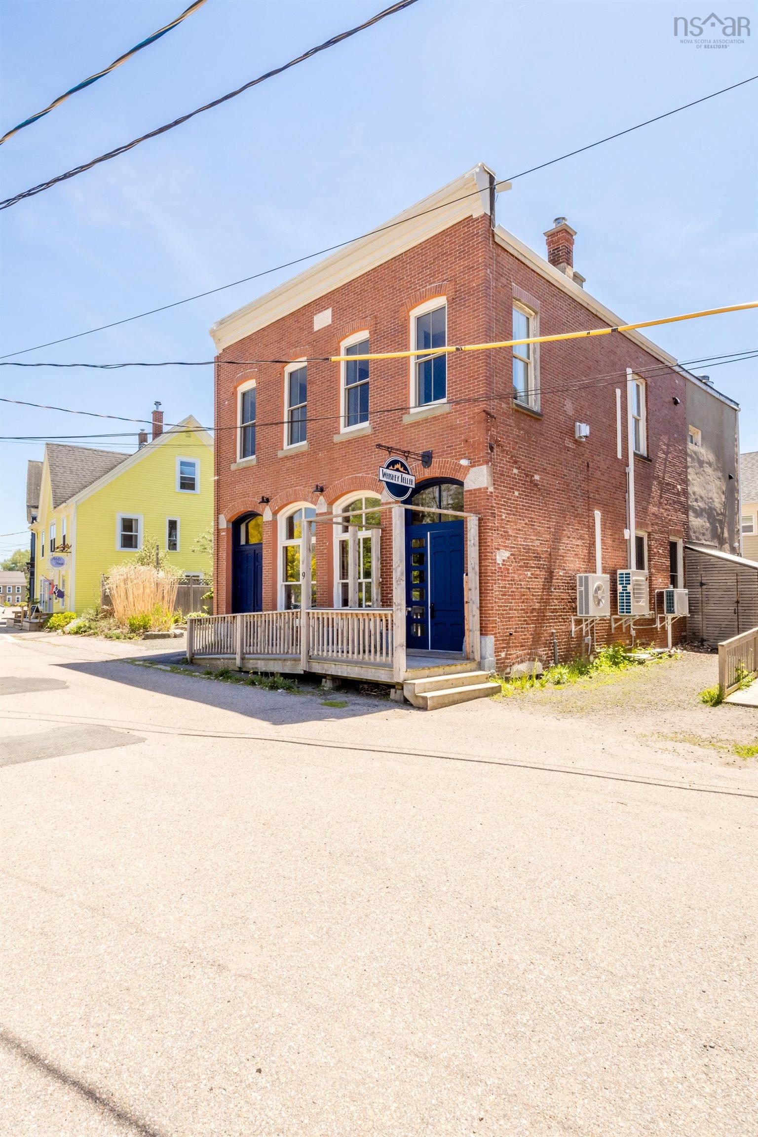 $749,900.00: 9 Church Street, Annapolis Royal