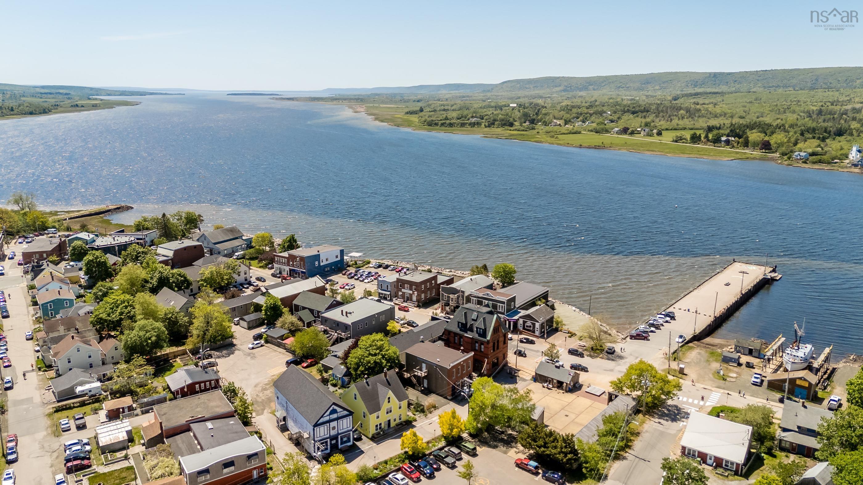 $749,900.00: 9 Church Street, Annapolis Royal