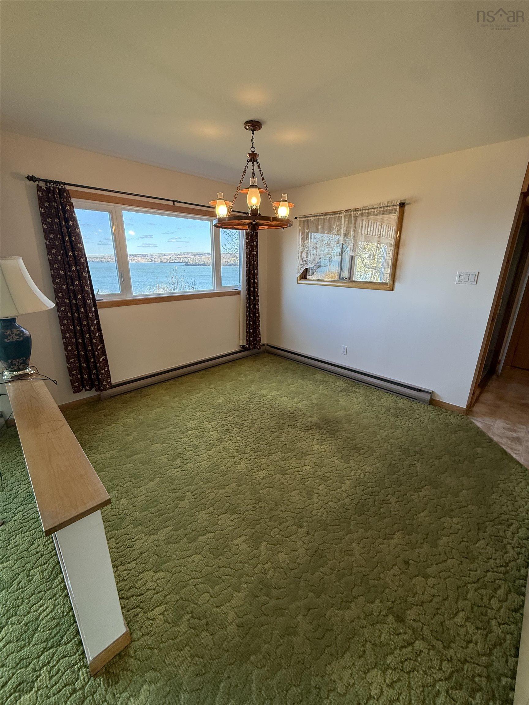 $525,000.00: 42 Montague Row, Digby