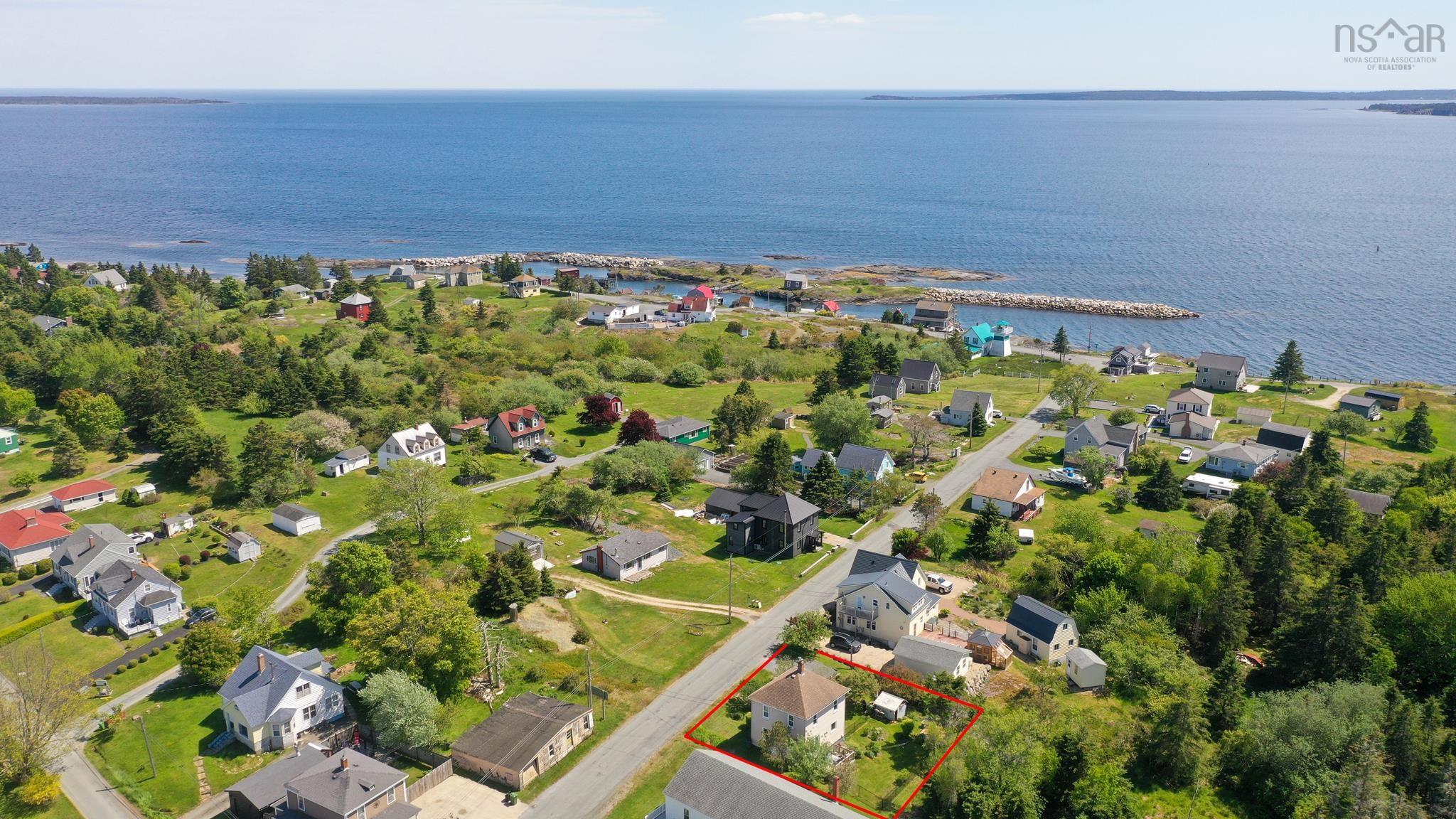 $439,000.00: 14 The Lane, Blue Rocks
