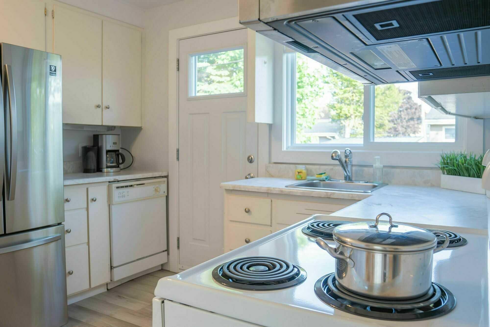 $499,000.00: 36 Simcoe Place, Halifax