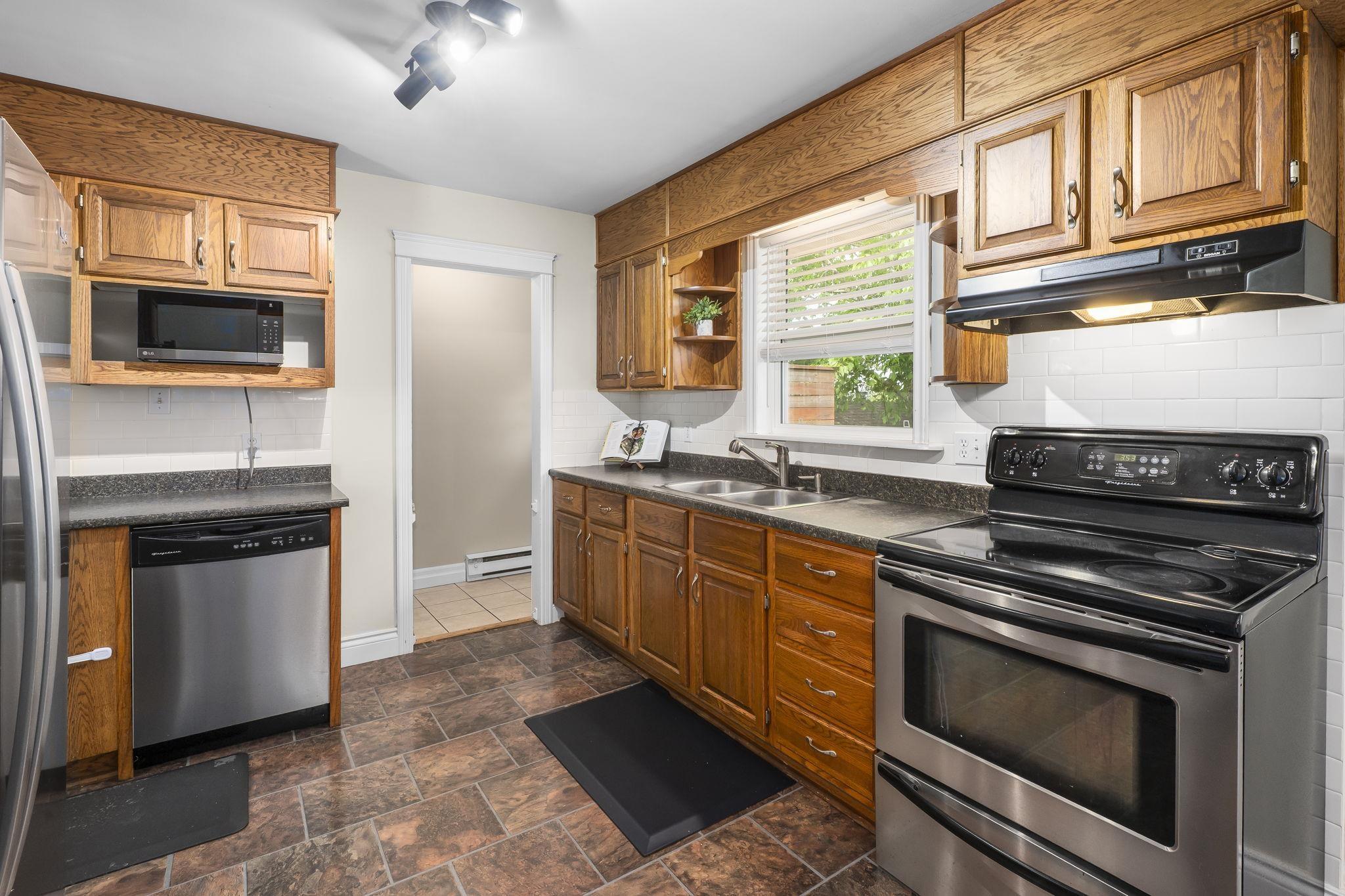 $519,900.00: 38 Ascot Way, Lower Sackville