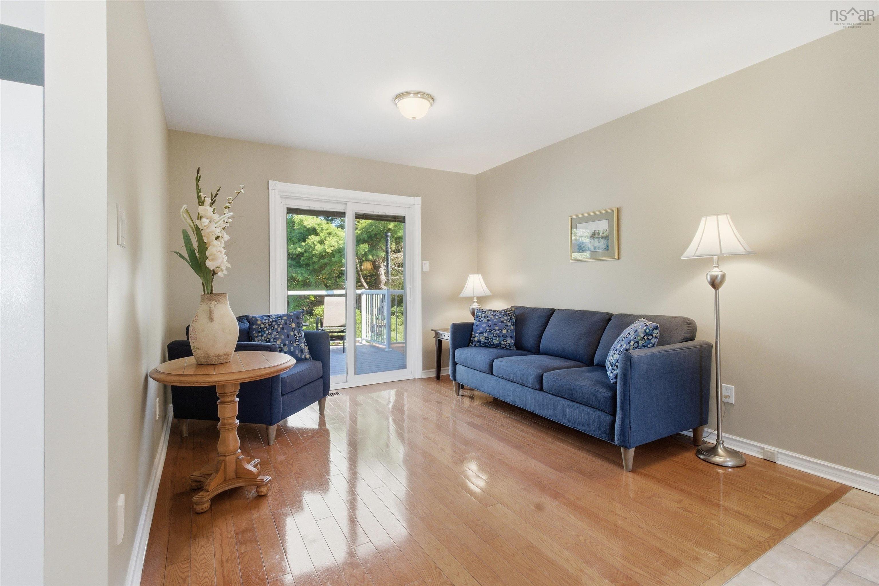 $699,900.00: 5 Juniper Way, Hubley