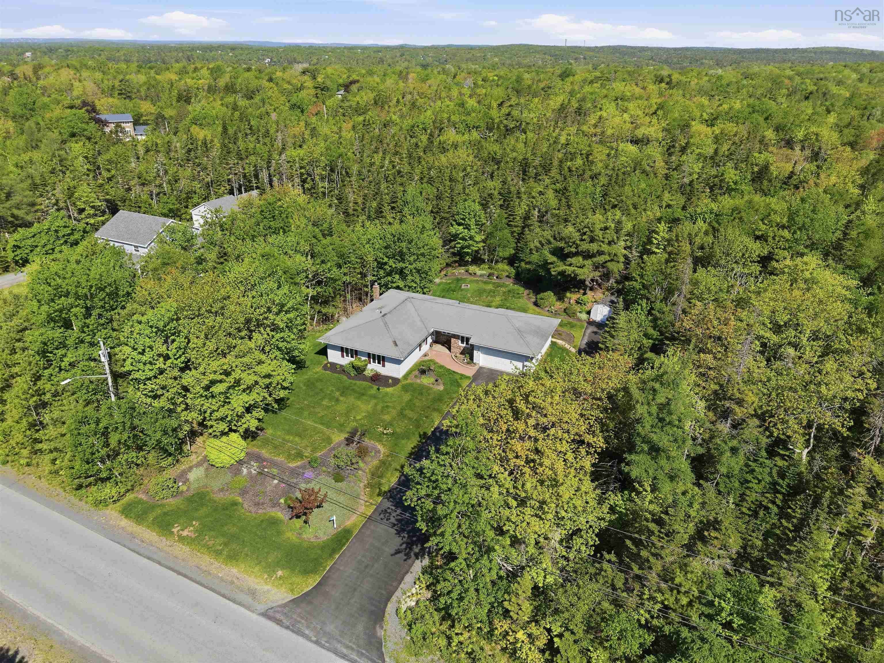 $699,900.00: 5 Juniper Way, Hubley