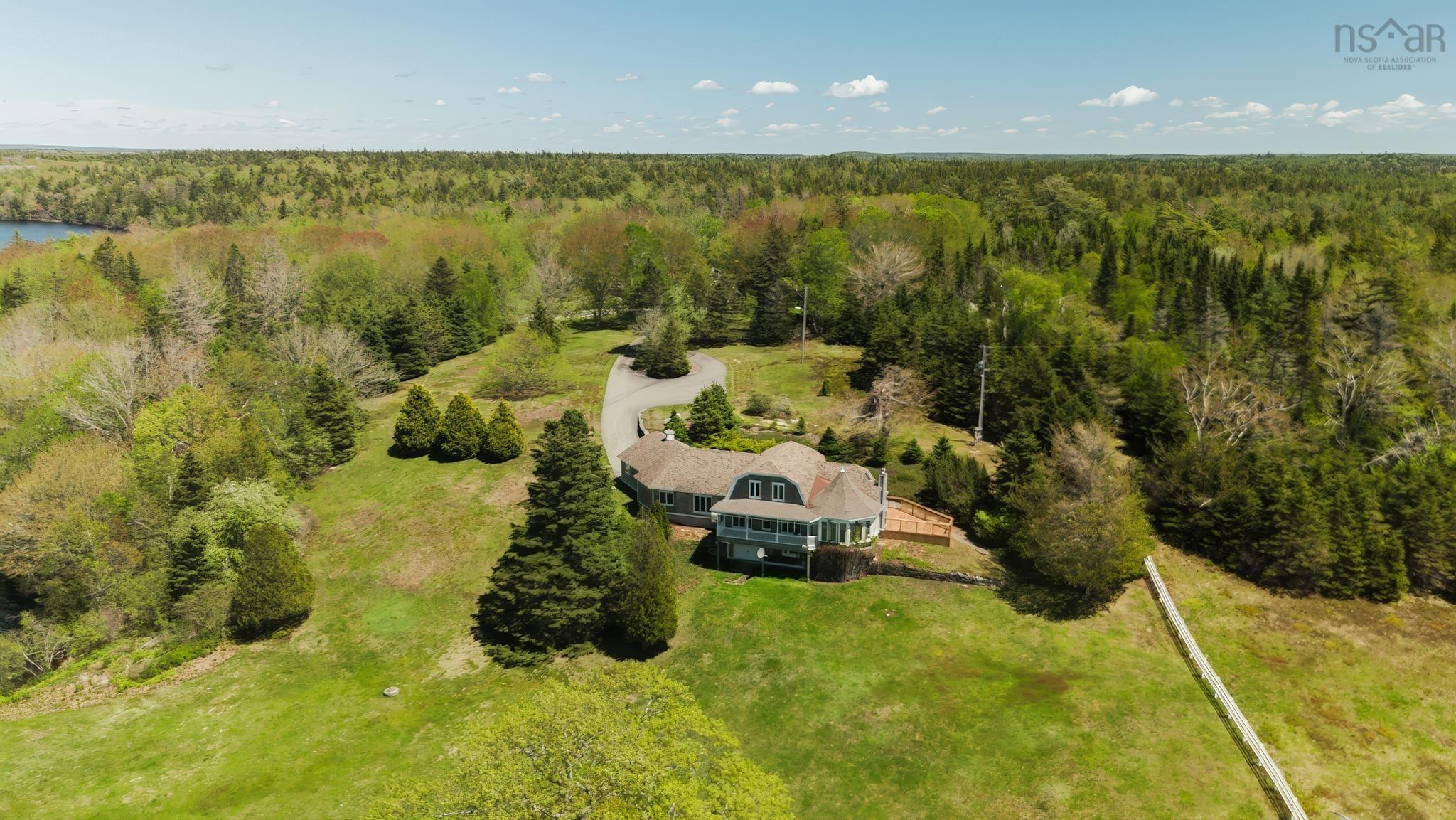 $1,200,000.00: 225 Canaan Road, Canaan