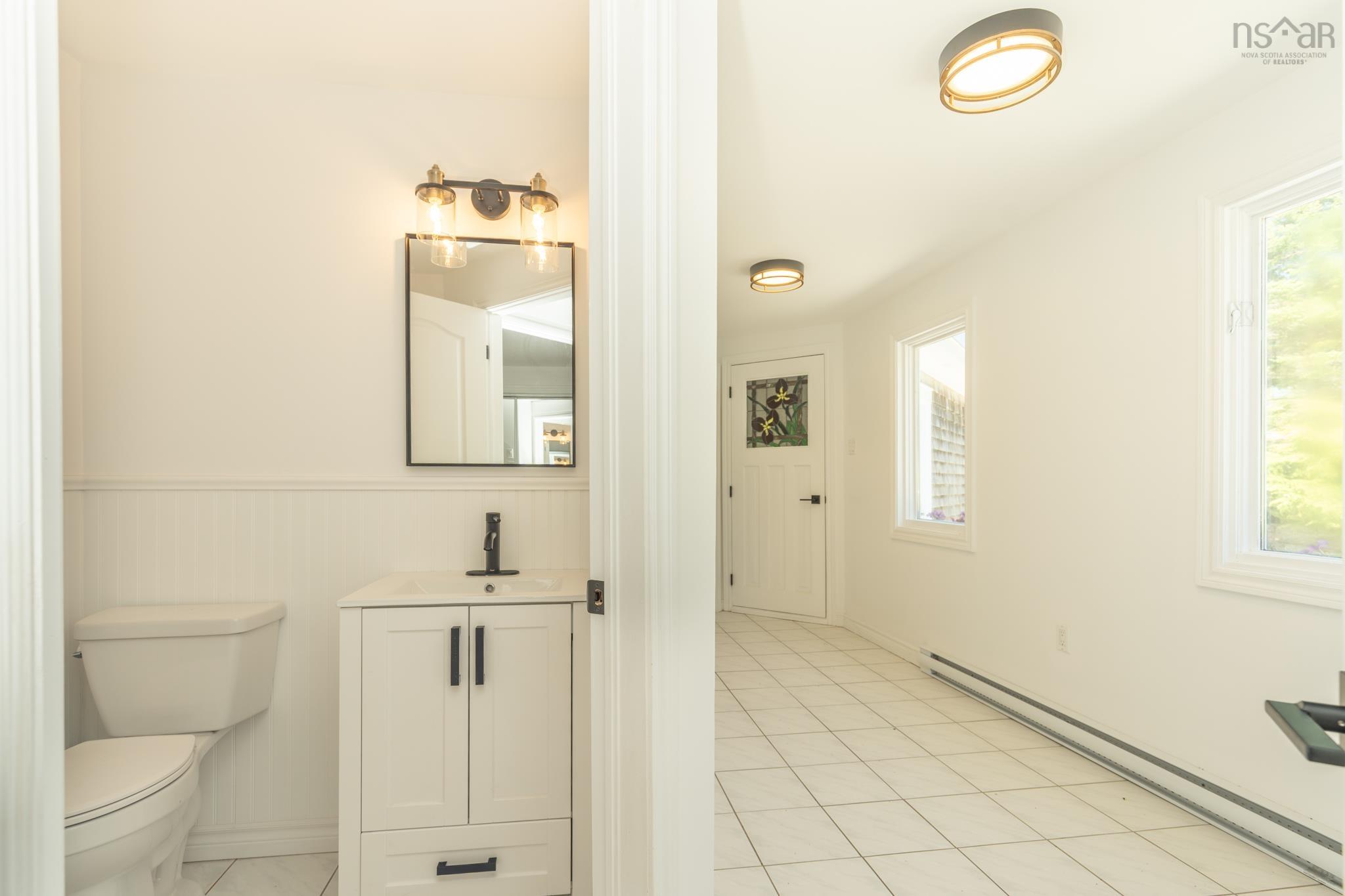 $1,200,000.00: 225 Canaan Road, Canaan