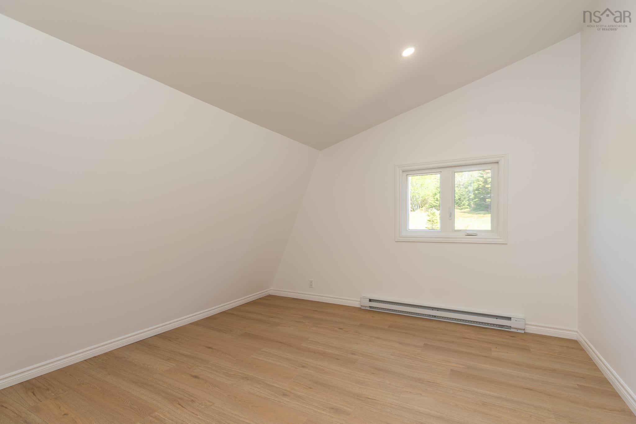 $1,200,000.00: 225 Canaan Road, Canaan